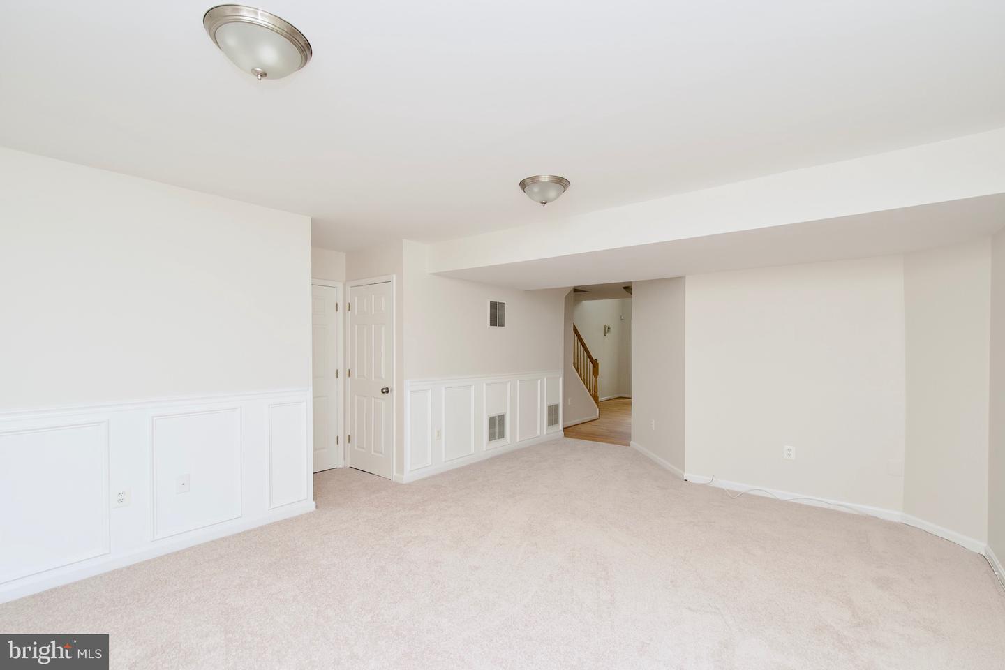 8393 JOVIN CIR, SPRINGFIELD, Virginia 22153, 3 Bedrooms Bedrooms, ,3 BathroomsBathrooms,Residential,For sale,8393 JOVIN CIR,VAFX2264336 MLS # VAFX2264336