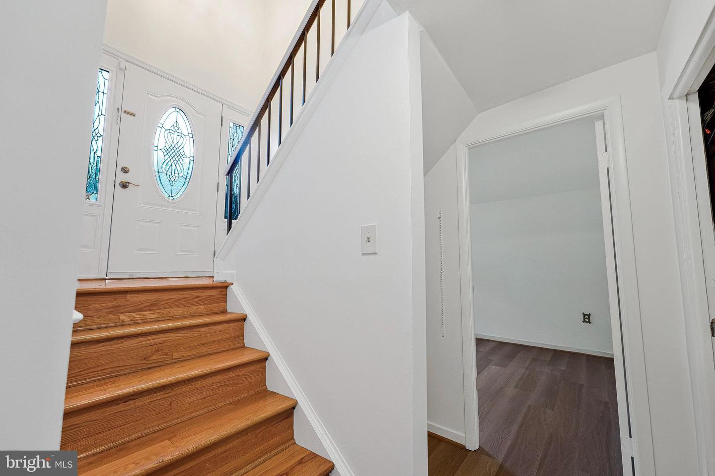 1257 MAGNOLIA LN, HERNDON, Virginia 20170, 4 Bedrooms Bedrooms, ,2 BathroomsBathrooms,Residential,For sale,1257 MAGNOLIA LN,VAFX2264702 MLS # VAFX2264702