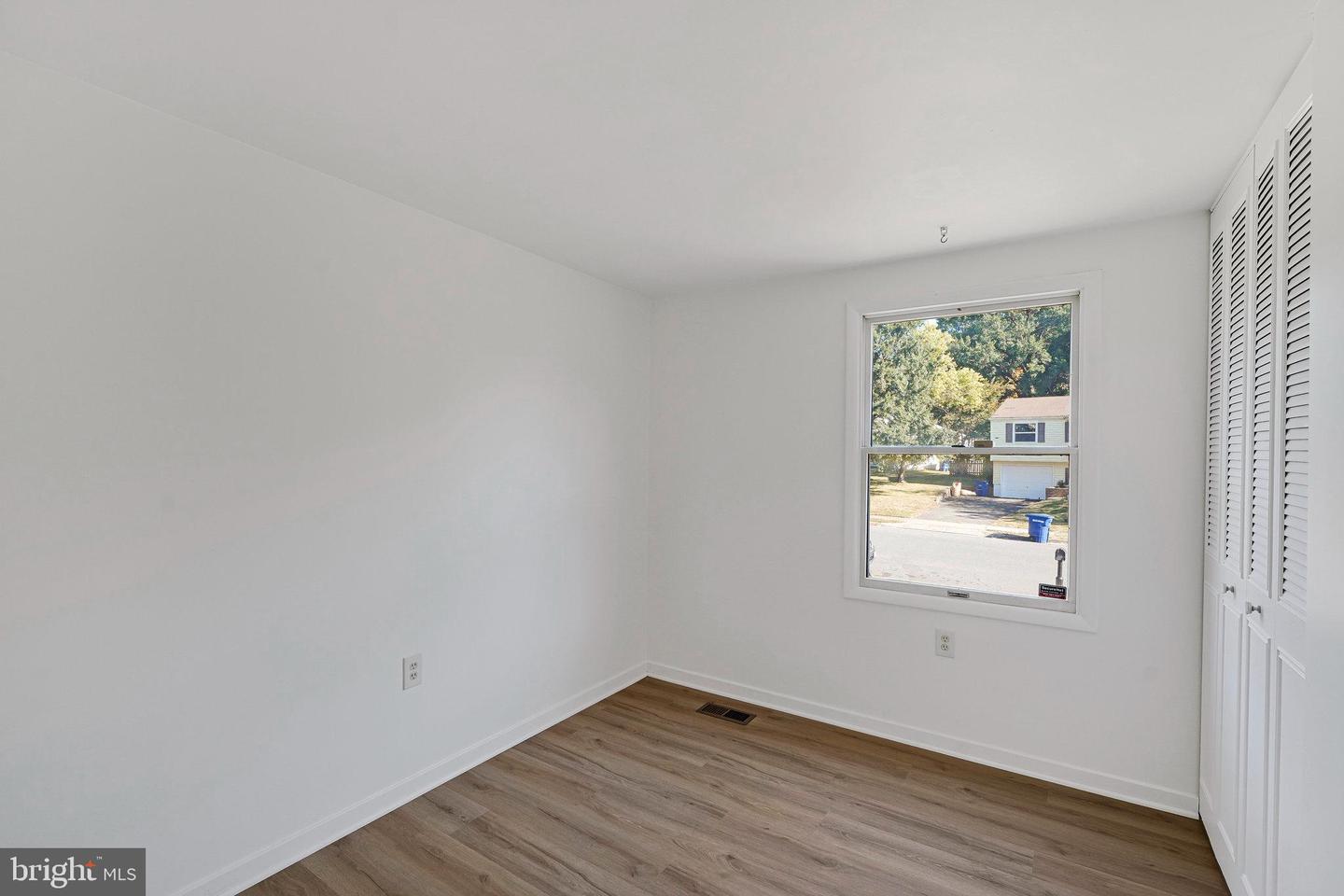 1257 MAGNOLIA LN, HERNDON, Virginia 20170, 4 Bedrooms Bedrooms, ,2 BathroomsBathrooms,Residential,For sale,1257 MAGNOLIA LN,VAFX2264702 MLS # VAFX2264702
