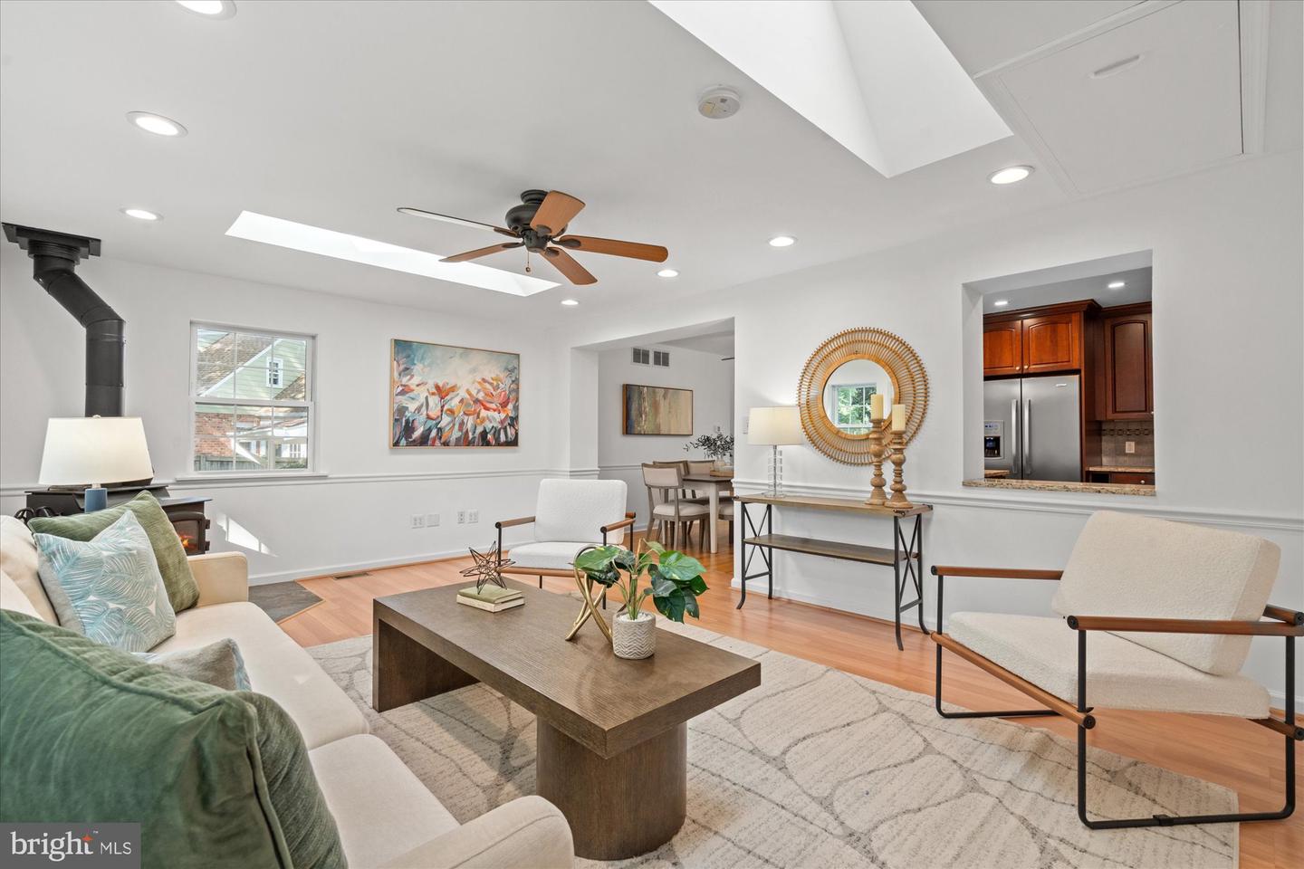 8408 CONOVER PL, ALEXANDRIA, Virginia 22308, 5 Bedrooms Bedrooms, ,2 BathroomsBathrooms,Residential,For sale,8408 CONOVER PL,VAFX2265230 MLS # VAFX2265230