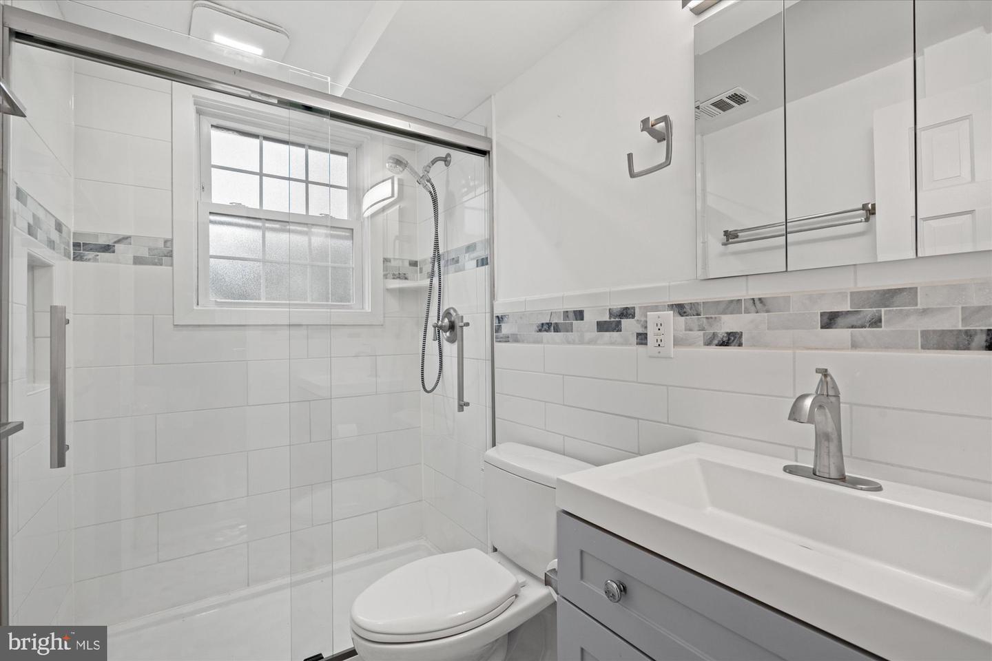 8408 CONOVER PL, ALEXANDRIA, Virginia 22308, 5 Bedrooms Bedrooms, ,2 BathroomsBathrooms,Residential,For sale,8408 CONOVER PL,VAFX2265230 MLS # VAFX2265230