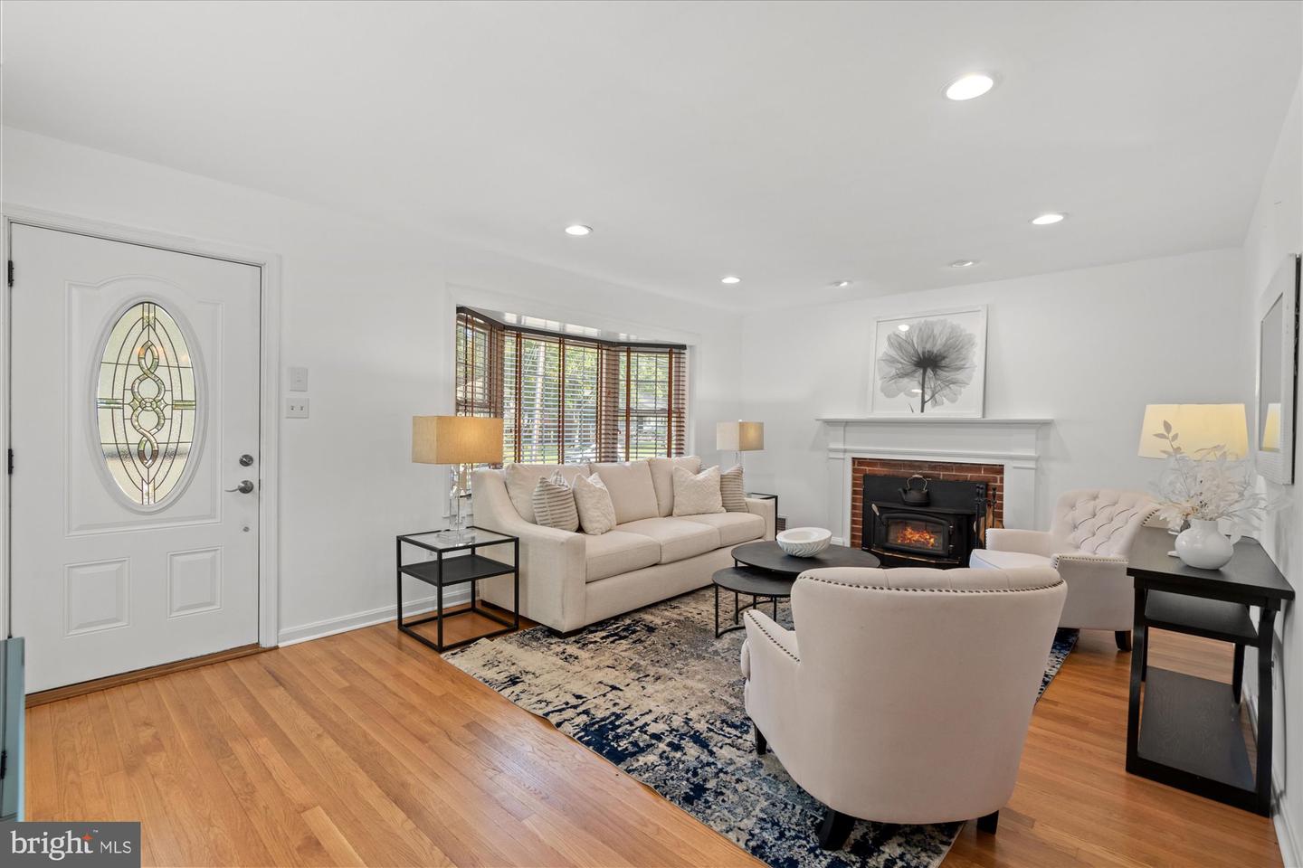 8408 CONOVER PL, ALEXANDRIA, Virginia 22308, 5 Bedrooms Bedrooms, ,2 BathroomsBathrooms,Residential,For sale,8408 CONOVER PL,VAFX2265230 MLS # VAFX2265230