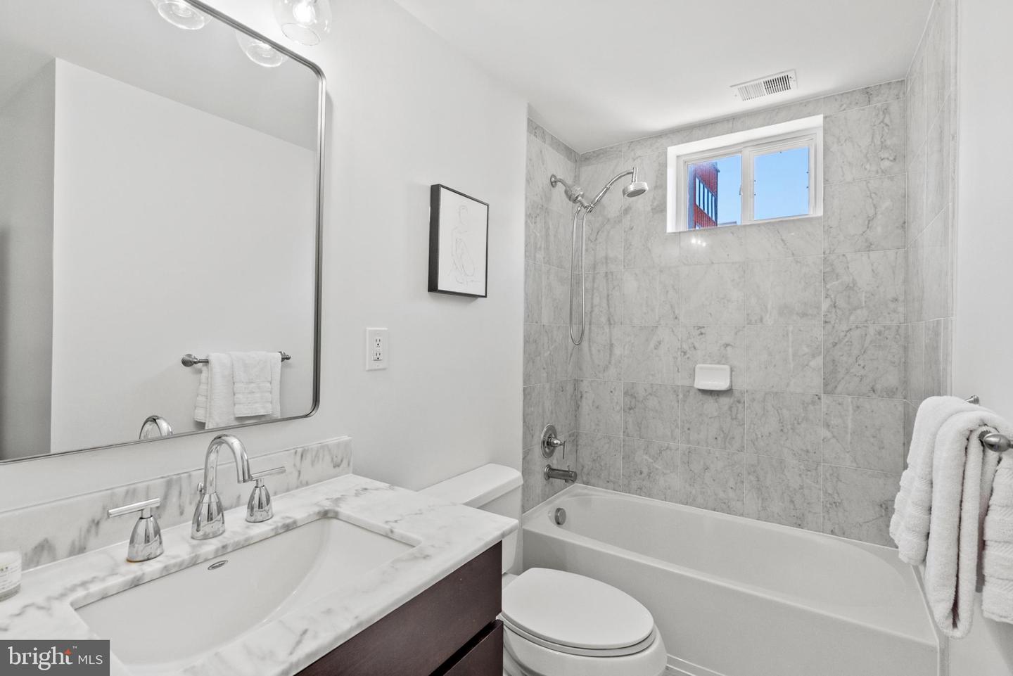 1461 GIRARD ST NW #201, WASHINGTON, District Of Columbia 20009, 2 Bedrooms Bedrooms, 3 Rooms Rooms,1 BathroomBathrooms,Residential,For sale,1461 GIRARD ST NW #201,DCDC2220994 MLS # DCDC2220994 1461 GIRARD ST NW #201, WASHINGTON, District Of Columbia 20009, 2 Bedrooms Bedrooms, 3 Rooms Rooms,1 BathroomBathrooms,Residential,For sale,1461 GIRARD ST NW #201,DCDC2220994 MLS # DCDC2220994