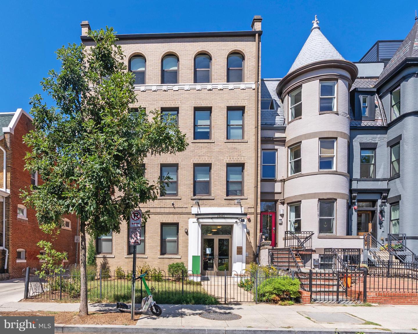 1461 GIRARD ST NW #201, WASHINGTON, District Of Columbia 20009, 2 Bedrooms Bedrooms, 3 Rooms Rooms,1 BathroomBathrooms,Residential,For sale,1461 GIRARD ST NW #201,DCDC2220994 MLS # DCDC2220994 1461 GIRARD ST NW #201, WASHINGTON, District Of Columbia 20009, 2 Bedrooms Bedrooms, 3 Rooms Rooms,1 BathroomBathrooms,Residential,For sale,1461 GIRARD ST NW #201,DCDC2220994 MLS # DCDC2220994