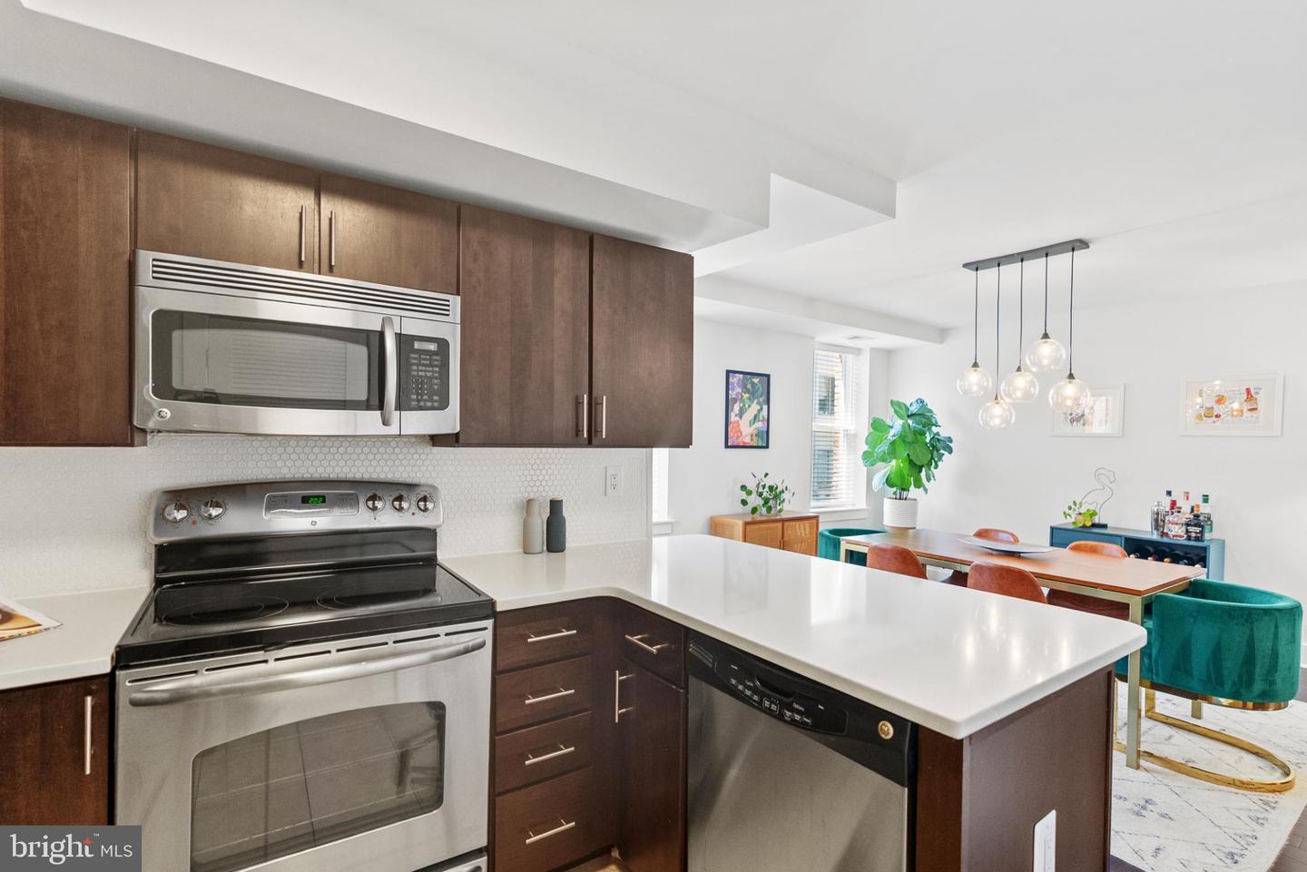 1461 GIRARD ST NW #201, WASHINGTON, District Of Columbia 20009, 2 Bedrooms Bedrooms, 3 Rooms Rooms,1 BathroomBathrooms,Residential,For sale,1461 GIRARD ST NW #201,DCDC2220994 MLS # DCDC2220994 1461 GIRARD ST NW #201, WASHINGTON, District Of Columbia 20009, 2 Bedrooms Bedrooms, 3 Rooms Rooms,1 BathroomBathrooms,Residential,For sale,1461 GIRARD ST NW #201,DCDC2220994 MLS # DCDC2220994