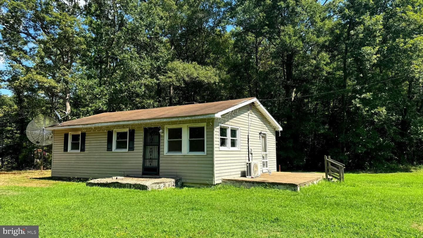 14405 MILLBANK RD, KING GEORGE, Virginia 22485, 5 Bedrooms Bedrooms, ,2 BathroomsBathrooms,Residential,For sale,14405 MILLBANK RD,VAKG2006976 MLS # VAKG2006976