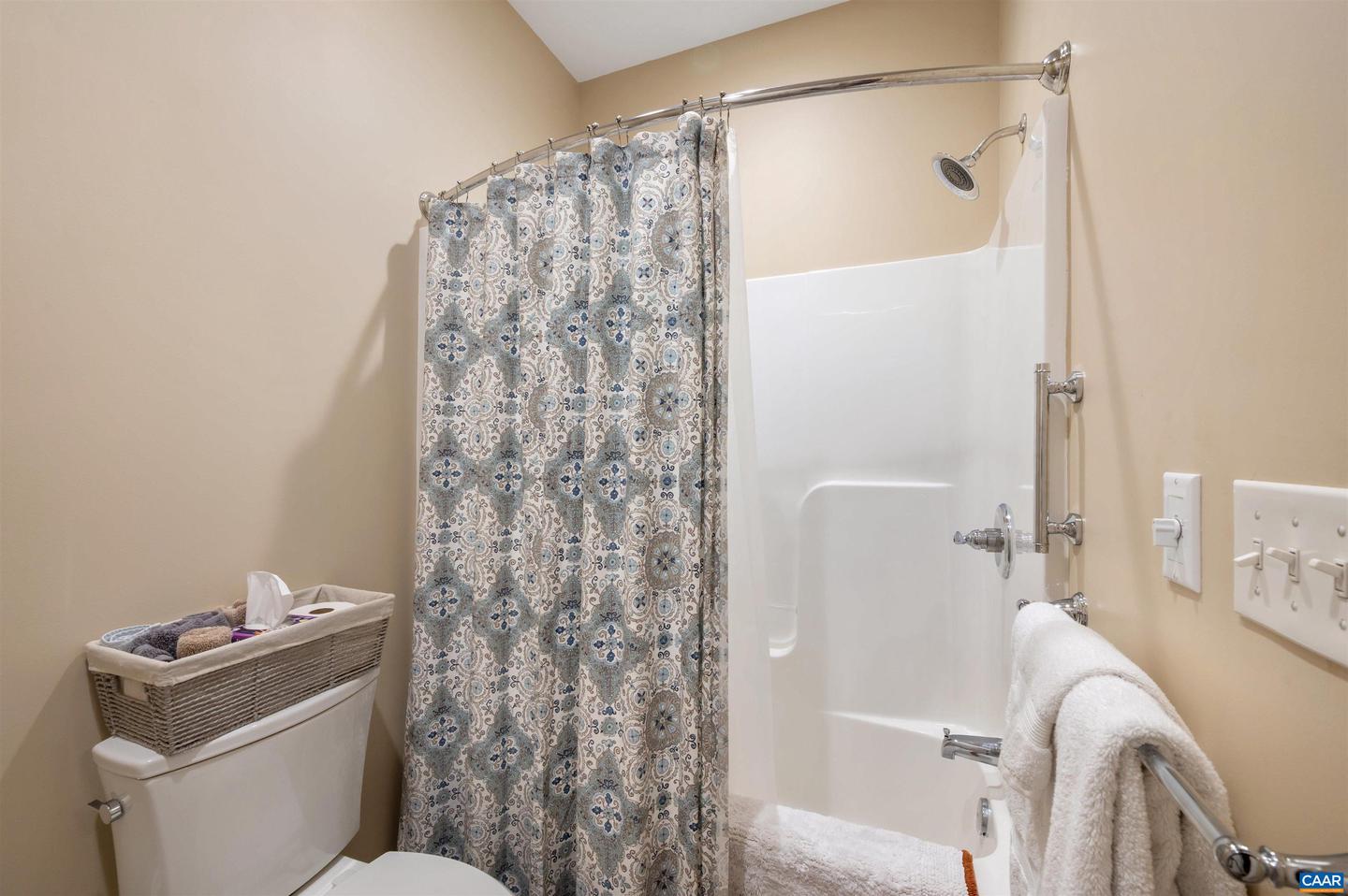 184 WALNUT VIEW DR, TROY, Virginia 22974, 3 Bedrooms Bedrooms, ,2 BathroomsBathrooms,Residential,For sale,184 WALNUT VIEW DR,668729 MLS # 668729