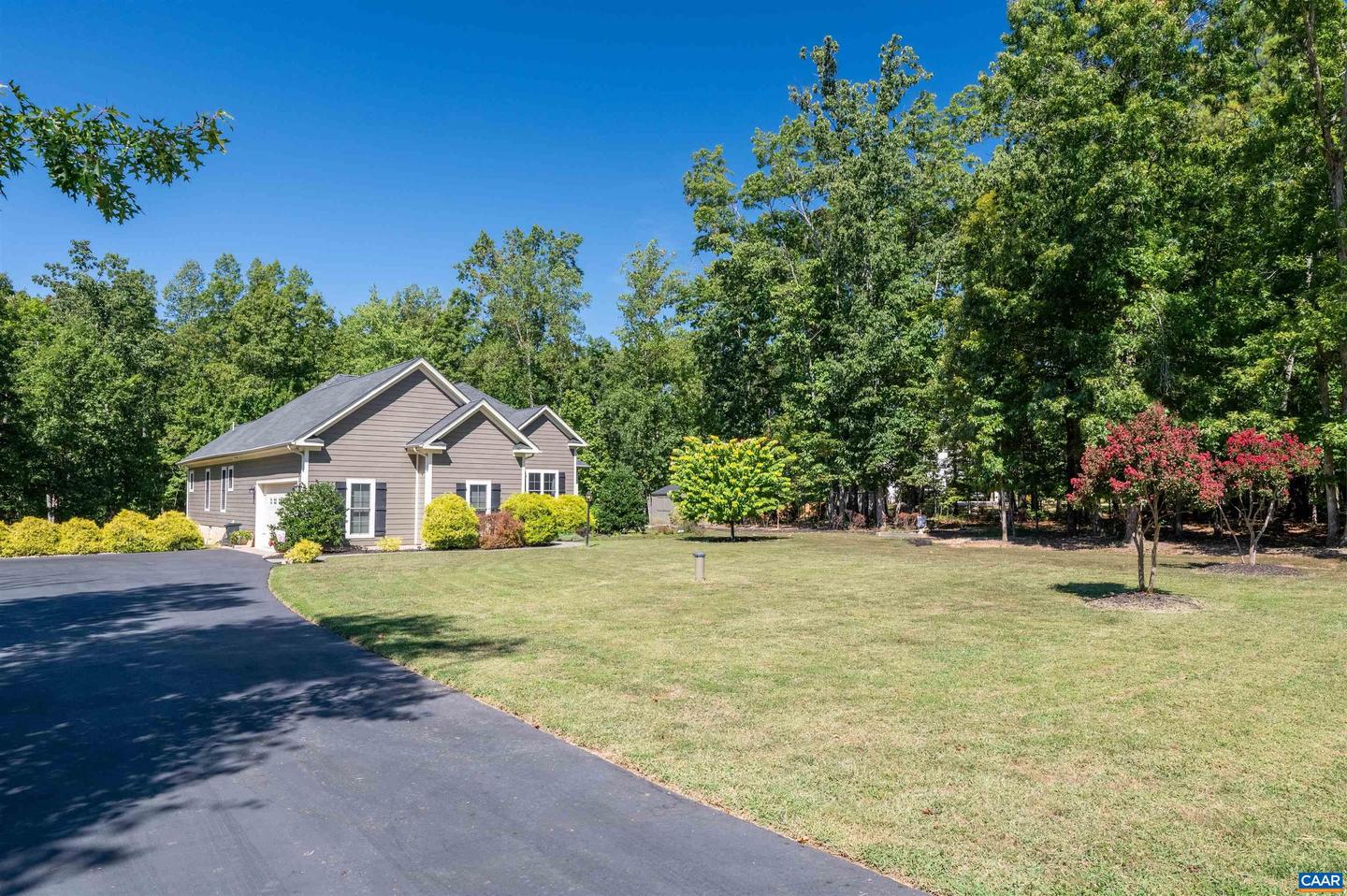 184 WALNUT VIEW DR, TROY, Virginia 22974, 3 Bedrooms Bedrooms, ,2 BathroomsBathrooms,Residential,For sale,184 WALNUT VIEW DR,668729 MLS # 668729