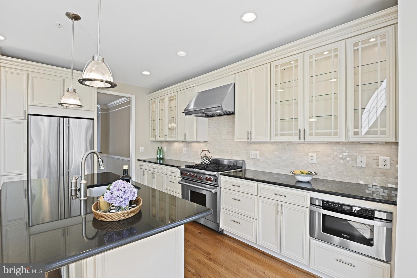 1924 LOGAN MANOR DR, RESTON, Virginia 20190, 3 Bedrooms Bedrooms, ,3 BathroomsBathrooms,Residential,For sale,1924 LOGAN MANOR DR,VAFX2265656 MLS # VAFX2265656