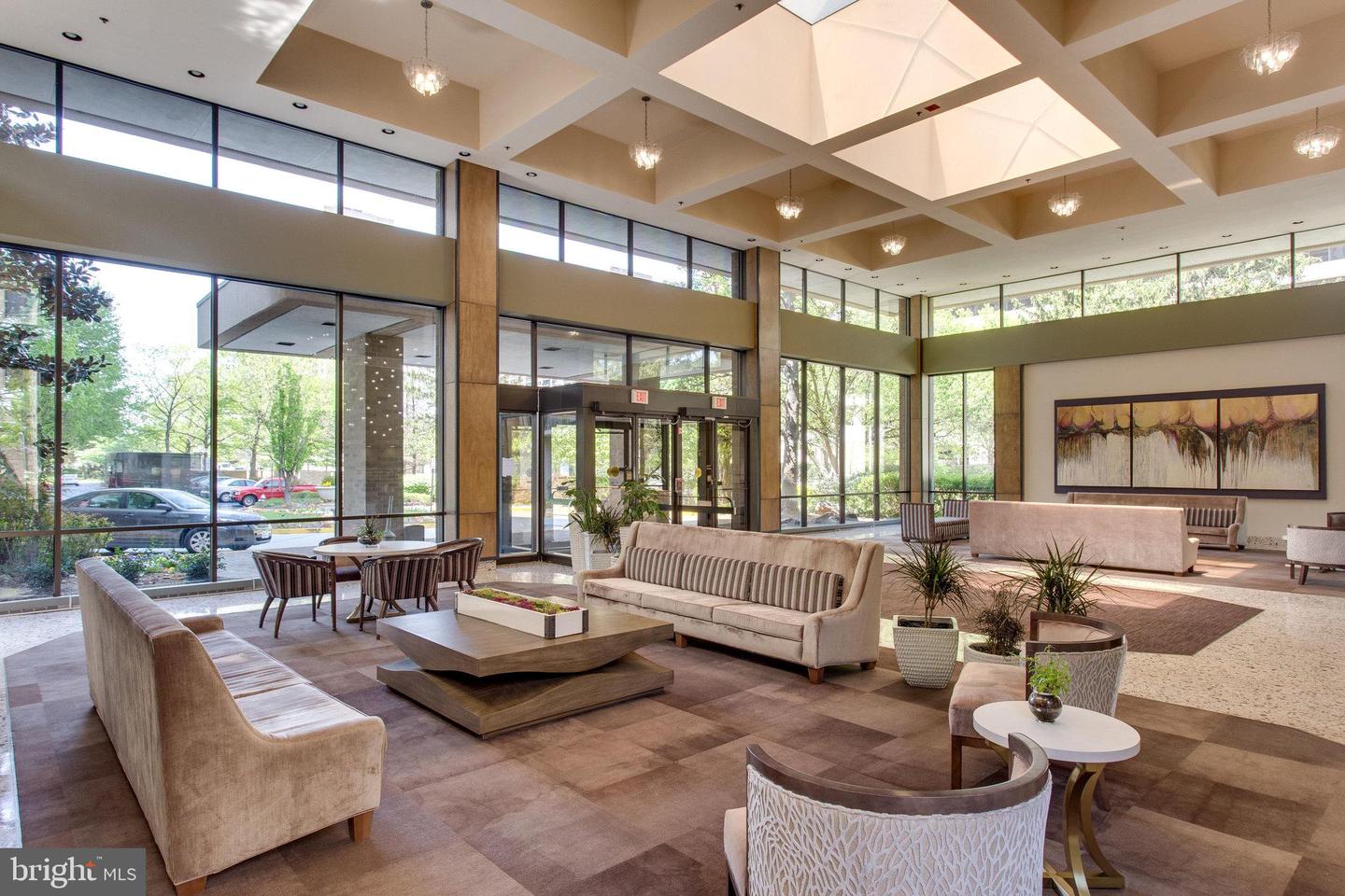 3709 S GEORGE MASON DR #T3E, FALLS CHURCH, Virginia 22041, 2 Bedrooms Bedrooms, ,2 BathroomsBathrooms,Residential,For sale,3709 S GEORGE MASON DR #T3E,VAFX2265788 MLS # VAFX2265788 3709 S GEORGE MASON DR #T3E, FALLS CHURCH, Virginia 22041, 2 Bedrooms Bedrooms, ,2 BathroomsBathrooms,Residential,For sale,3709 S GEORGE MASON DR #T3E,VAFX2265788 MLS # VAFX2265788