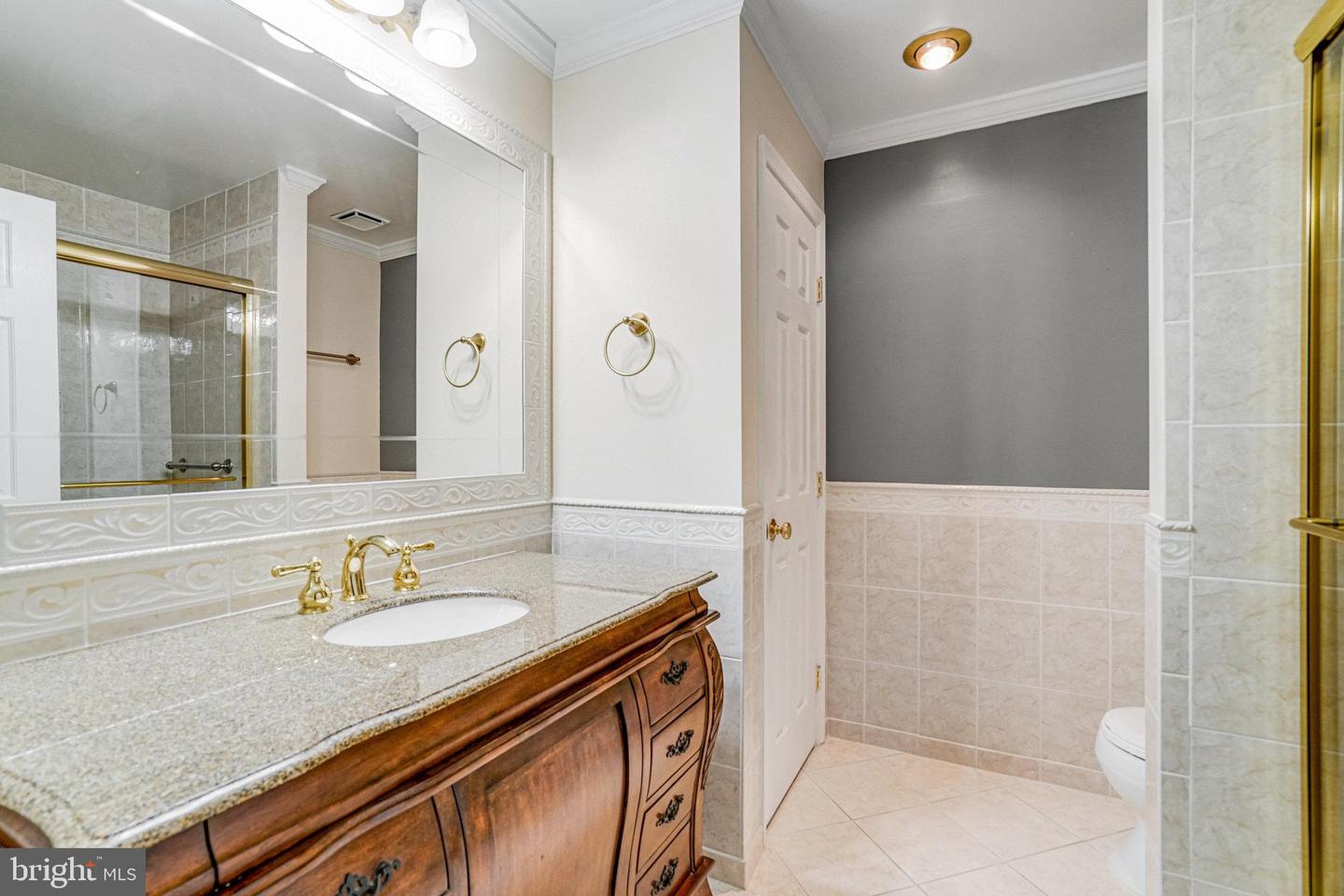 3709 S GEORGE MASON DR #T3E, FALLS CHURCH, Virginia 22041, 2 Bedrooms Bedrooms, ,2 BathroomsBathrooms,Residential,For sale,3709 S GEORGE MASON DR #T3E,VAFX2265788 MLS # VAFX2265788 3709 S GEORGE MASON DR #T3E, FALLS CHURCH, Virginia 22041, 2 Bedrooms Bedrooms, ,2 BathroomsBathrooms,Residential,For sale,3709 S GEORGE MASON DR #T3E,VAFX2265788 MLS # VAFX2265788