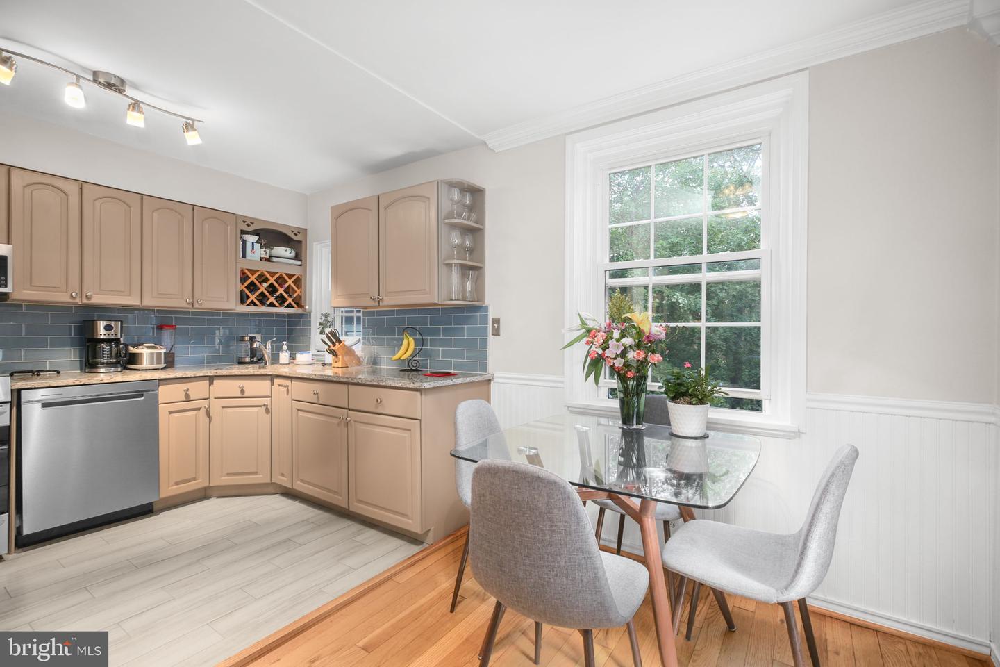 4671 34TH ST S, ARLINGTON, Virginia 22206, 2 Bedrooms Bedrooms, ,2 BathroomsBathrooms,Residential,For sale,4671 34TH ST S,VAAR2063398 MLS # VAAR2063398