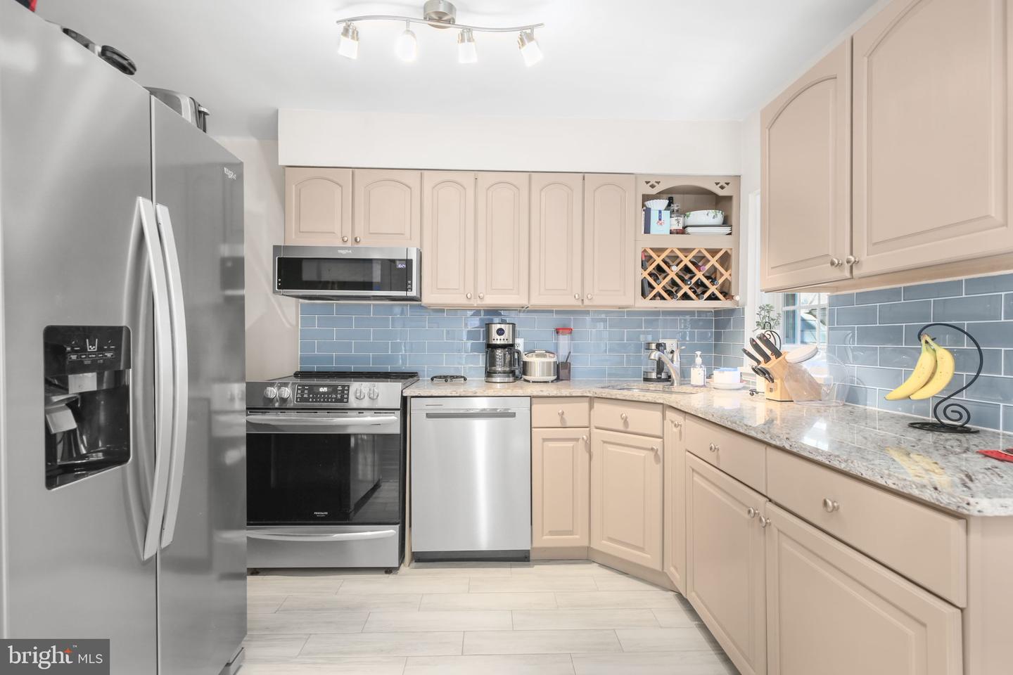 4671 34TH ST S, ARLINGTON, Virginia 22206, 2 Bedrooms Bedrooms, ,2 BathroomsBathrooms,Residential,For sale,4671 34TH ST S,VAAR2063398 MLS # VAAR2063398