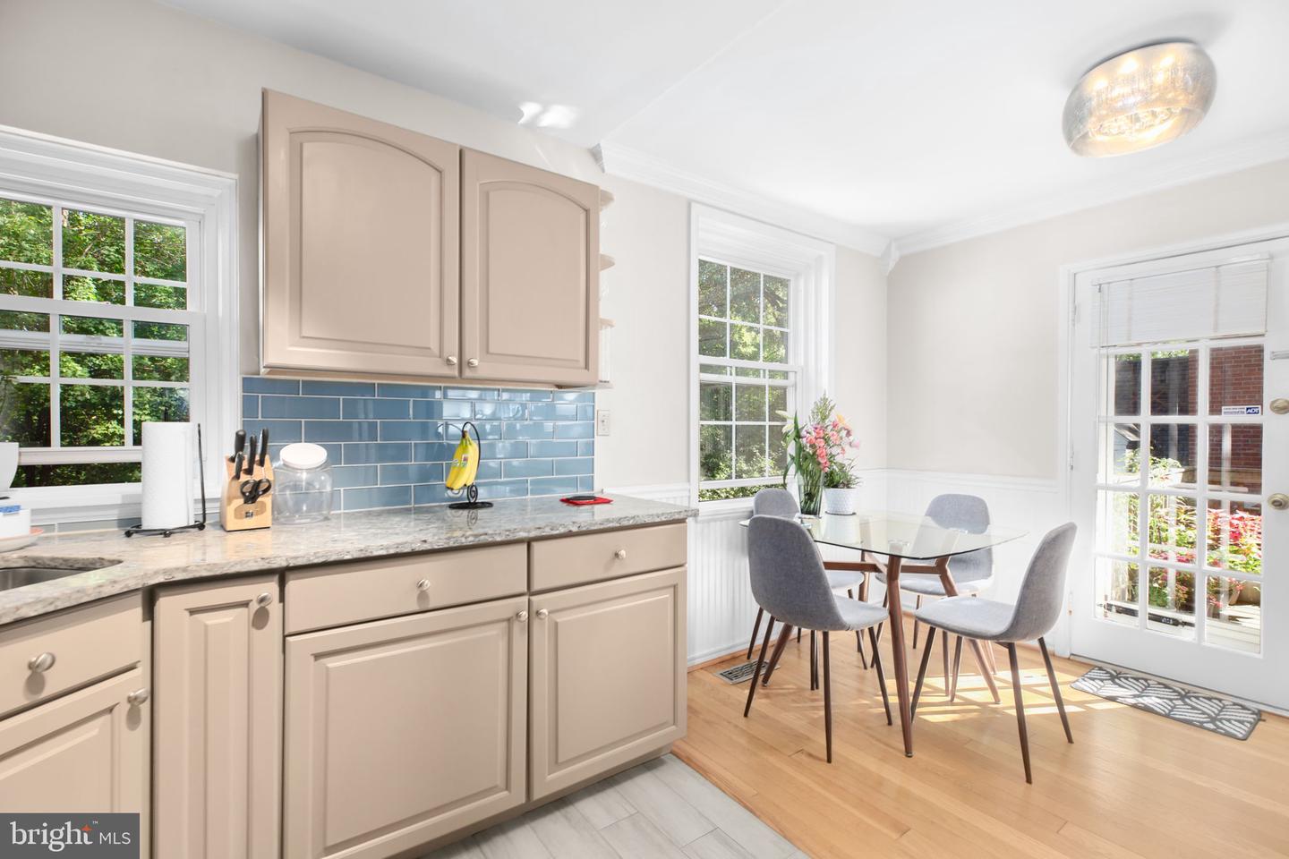 4671 34TH ST S, ARLINGTON, Virginia 22206, 2 Bedrooms Bedrooms, ,2 BathroomsBathrooms,Residential,For sale,4671 34TH ST S,VAAR2063398 MLS # VAAR2063398