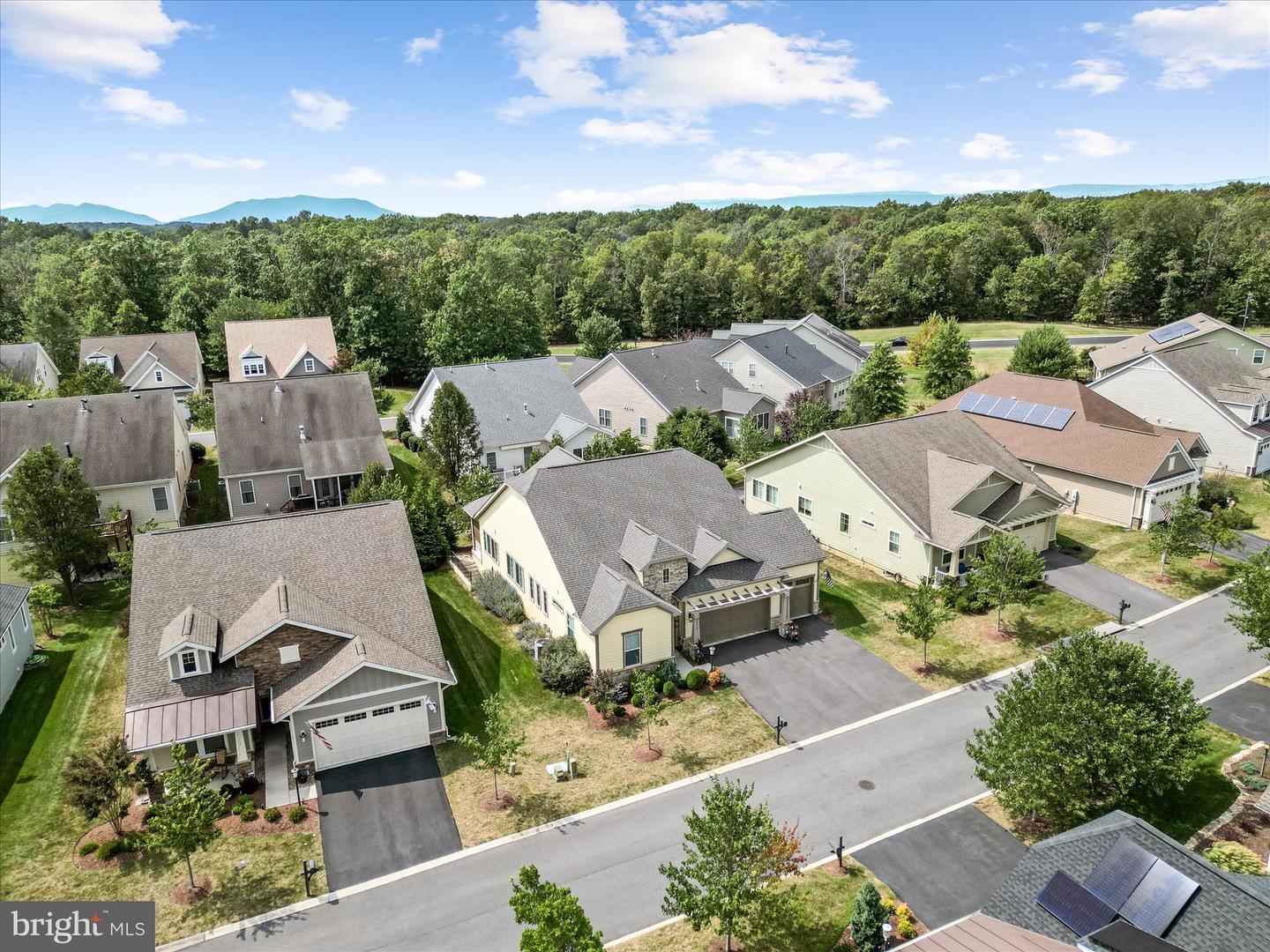 114 TURNSTONE LN, LAKE FREDERICK, Virginia 22630, 3 Bedrooms Bedrooms, 7 Rooms Rooms,3 BathroomsBathrooms,Residential,For sale,114 TURNSTONE LN,VAFV2036732 MLS # VAFV2036732 114 TURNSTONE LN, LAKE FREDERICK, Virginia 22630, 3 Bedrooms Bedrooms, 7 Rooms Rooms,3 BathroomsBathrooms,Residential,For sale,114 TURNSTONE LN,VAFV2036732 MLS # VAFV2036732