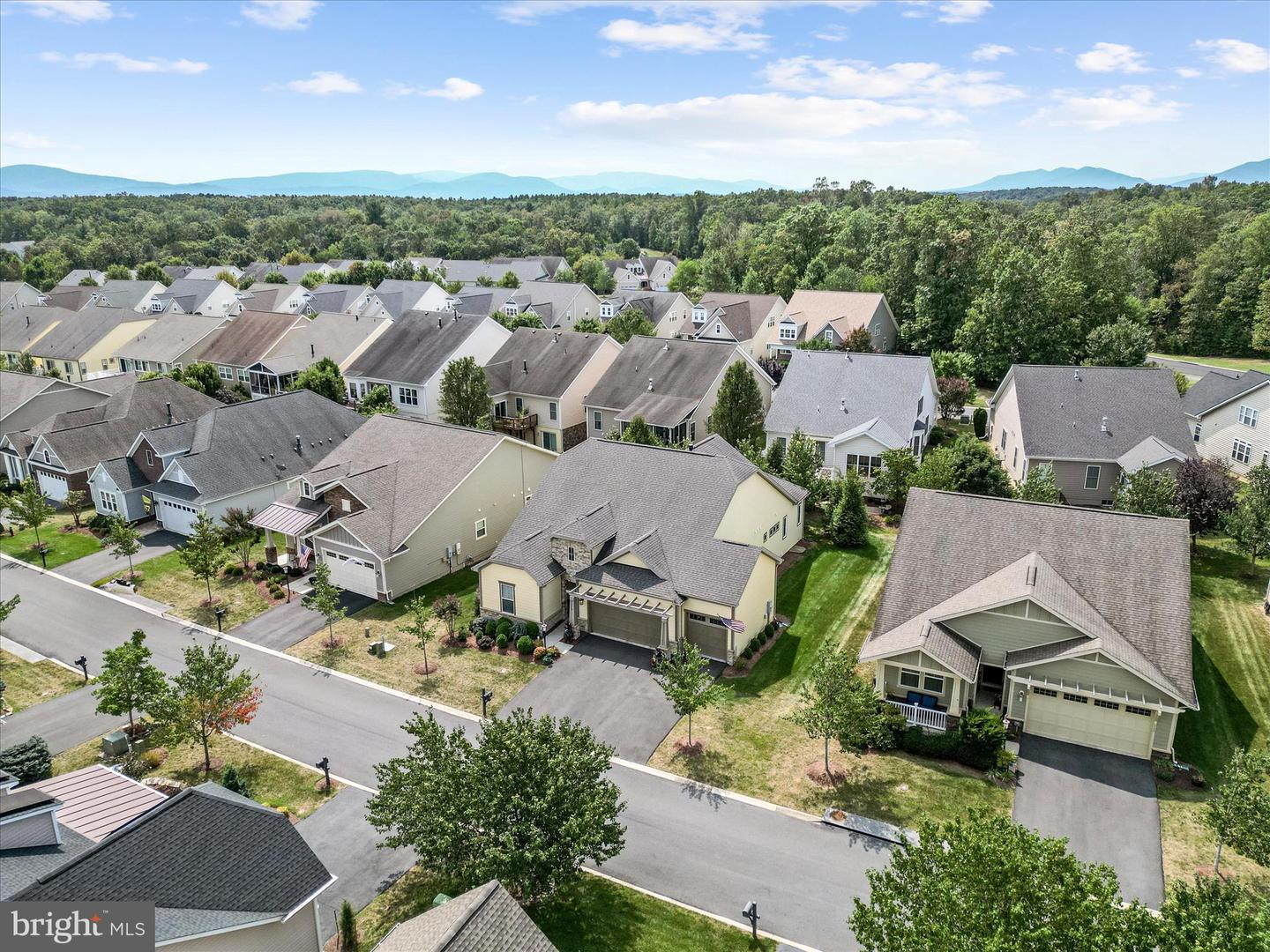 114 TURNSTONE LN, LAKE FREDERICK, Virginia 22630, 3 Bedrooms Bedrooms, 7 Rooms Rooms,3 BathroomsBathrooms,Residential,For sale,114 TURNSTONE LN,VAFV2036732 MLS # VAFV2036732 114 TURNSTONE LN, LAKE FREDERICK, Virginia 22630, 3 Bedrooms Bedrooms, 7 Rooms Rooms,3 BathroomsBathrooms,Residential,For sale,114 TURNSTONE LN,VAFV2036732 MLS # VAFV2036732