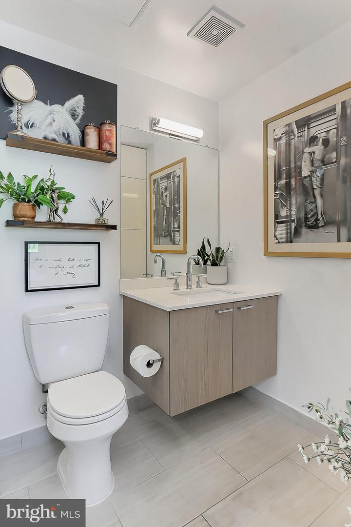 515 N WASHINGTON ST #103, ALEXANDRIA, Virginia 22314, ,1 BathroomBathrooms,Residential,For sale,515 N WASHINGTON ST #103,VAAX2049504 MLS # VAAX2049504