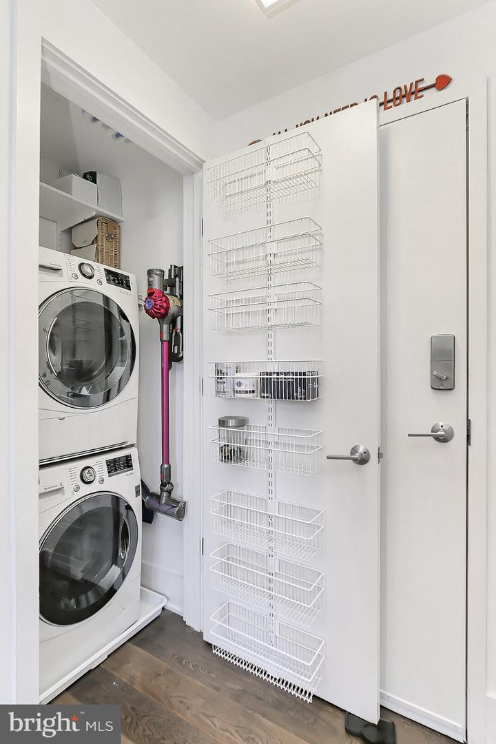 515 N WASHINGTON ST #103, ALEXANDRIA, Virginia 22314, ,1 BathroomBathrooms,Residential,For sale,515 N WASHINGTON ST #103,VAAX2049504 MLS # VAAX2049504