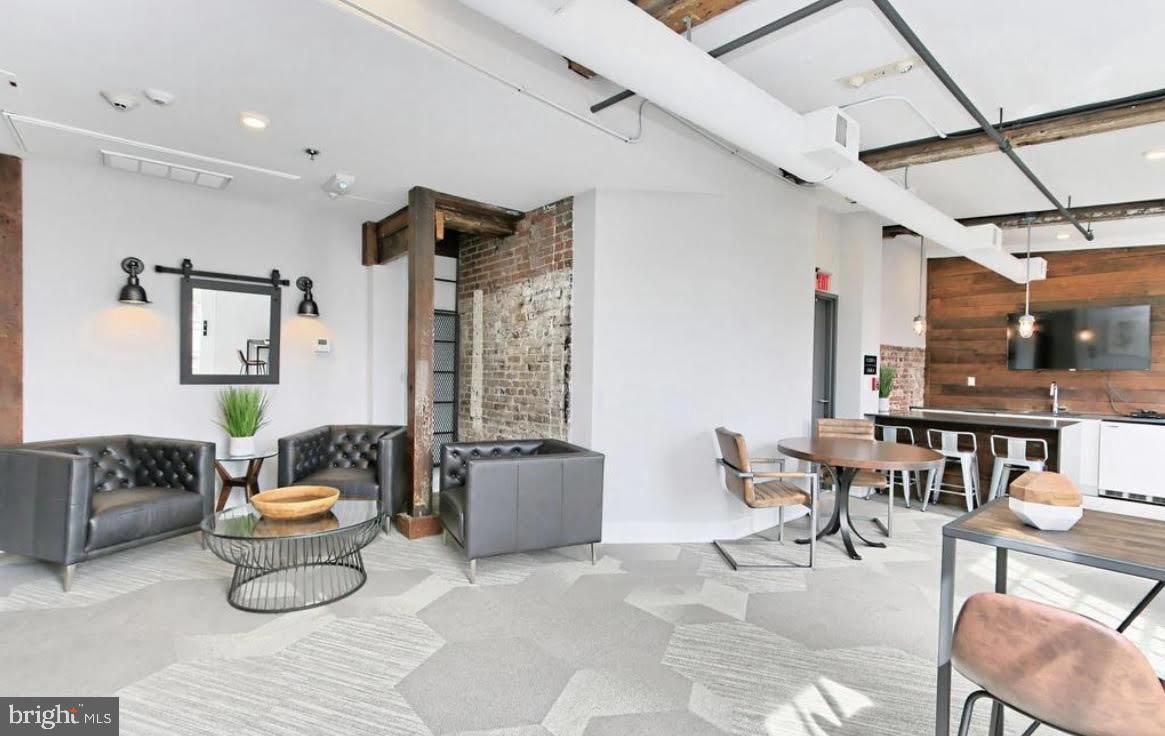 515 N WASHINGTON ST #103, ALEXANDRIA, Virginia 22314, ,1 BathroomBathrooms,Residential,For sale,515 N WASHINGTON ST #103,VAAX2049504 MLS # VAAX2049504