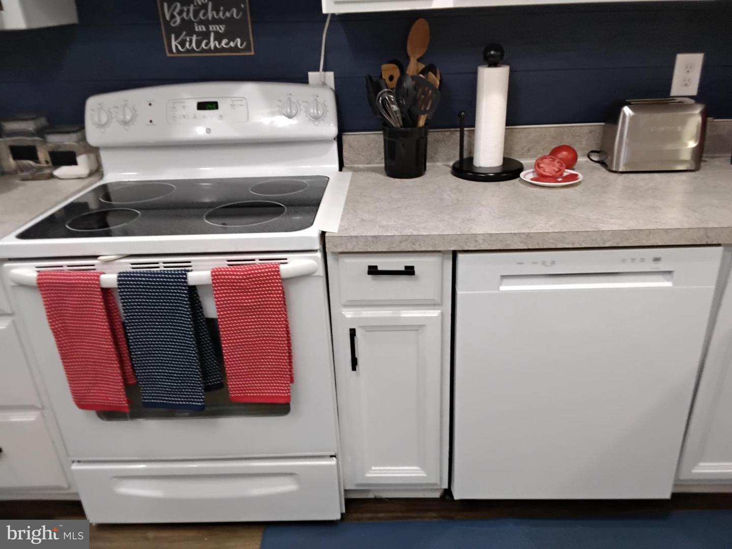 212 ADMIRAL DR, RUTHER GLEN, Virginia 22546, 2 Bedrooms Bedrooms, 5 Rooms Rooms,1 BathroomBathrooms,Residential,For sale,212 ADMIRAL DR,VACV2008826 MLS # VACV2008826