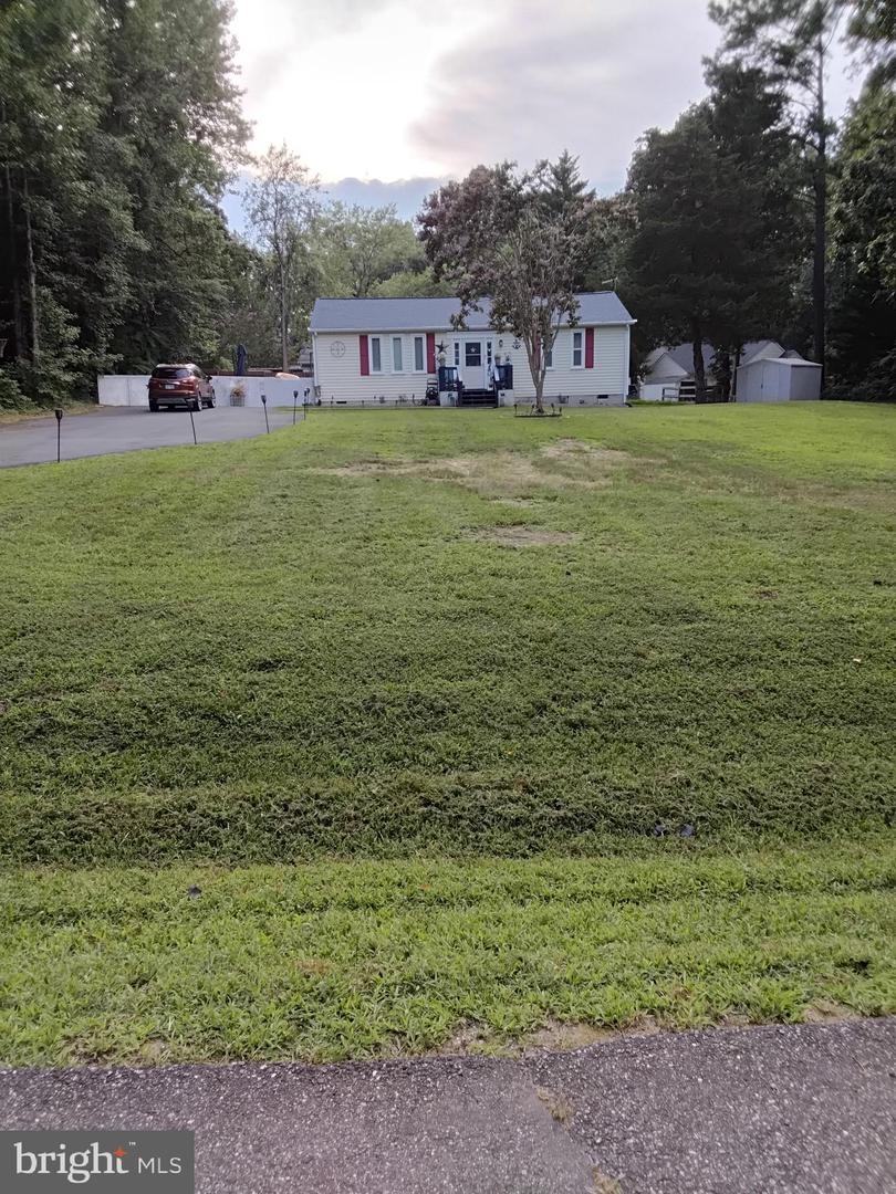 212 ADMIRAL DR, RUTHER GLEN, Virginia 22546, 2 Bedrooms Bedrooms, 5 Rooms Rooms,1 BathroomBathrooms,Residential,For sale,212 ADMIRAL DR,VACV2008826 MLS # VACV2008826