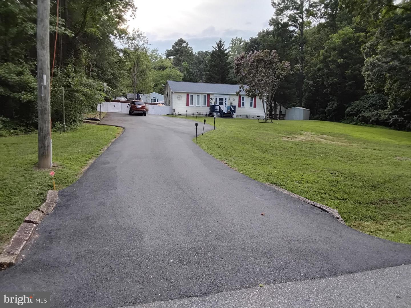 212 ADMIRAL DR, RUTHER GLEN, Virginia 22546, 2 Bedrooms Bedrooms, 5 Rooms Rooms,1 BathroomBathrooms,Residential,For sale,212 ADMIRAL DR,VACV2008826 MLS # VACV2008826