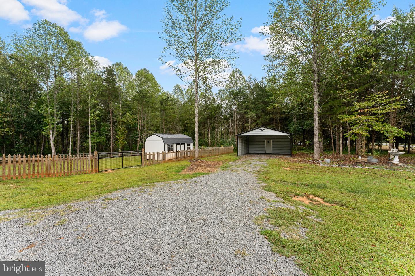 26325 INDIAN TRACE, UNIONVILLE, Virginia 22567, 3 Bedrooms Bedrooms, ,2 BathroomsBathrooms,Residential,For sale,26325 INDIAN TRACE,VAOR2012252 MLS # VAOR2012252