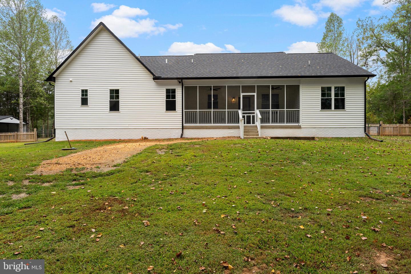 26325 INDIAN TRACE, UNIONVILLE, Virginia 22567, 3 Bedrooms Bedrooms, ,2 BathroomsBathrooms,Residential,For sale,26325 INDIAN TRACE,VAOR2012252 MLS # VAOR2012252