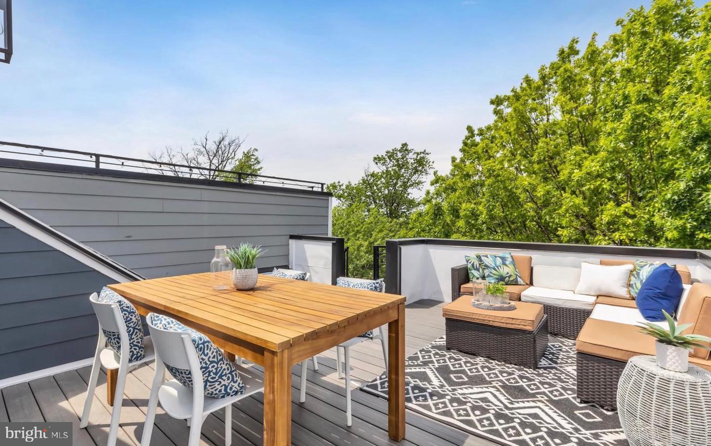 210 VARNUM ST NW #4, WASHINGTON, District Of Columbia 20011, 2 Bedrooms Bedrooms, ,2 BathroomsBathrooms,Residential,For sale,210 VARNUM ST NW #4,DCDC2221878 MLS # DCDC2221878