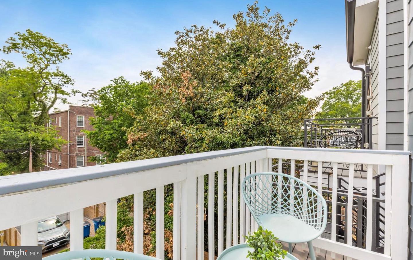 210 VARNUM ST NW #4, WASHINGTON, District Of Columbia 20011, 2 Bedrooms Bedrooms, ,2 BathroomsBathrooms,Residential,For sale,210 VARNUM ST NW #4,DCDC2221878 MLS # DCDC2221878