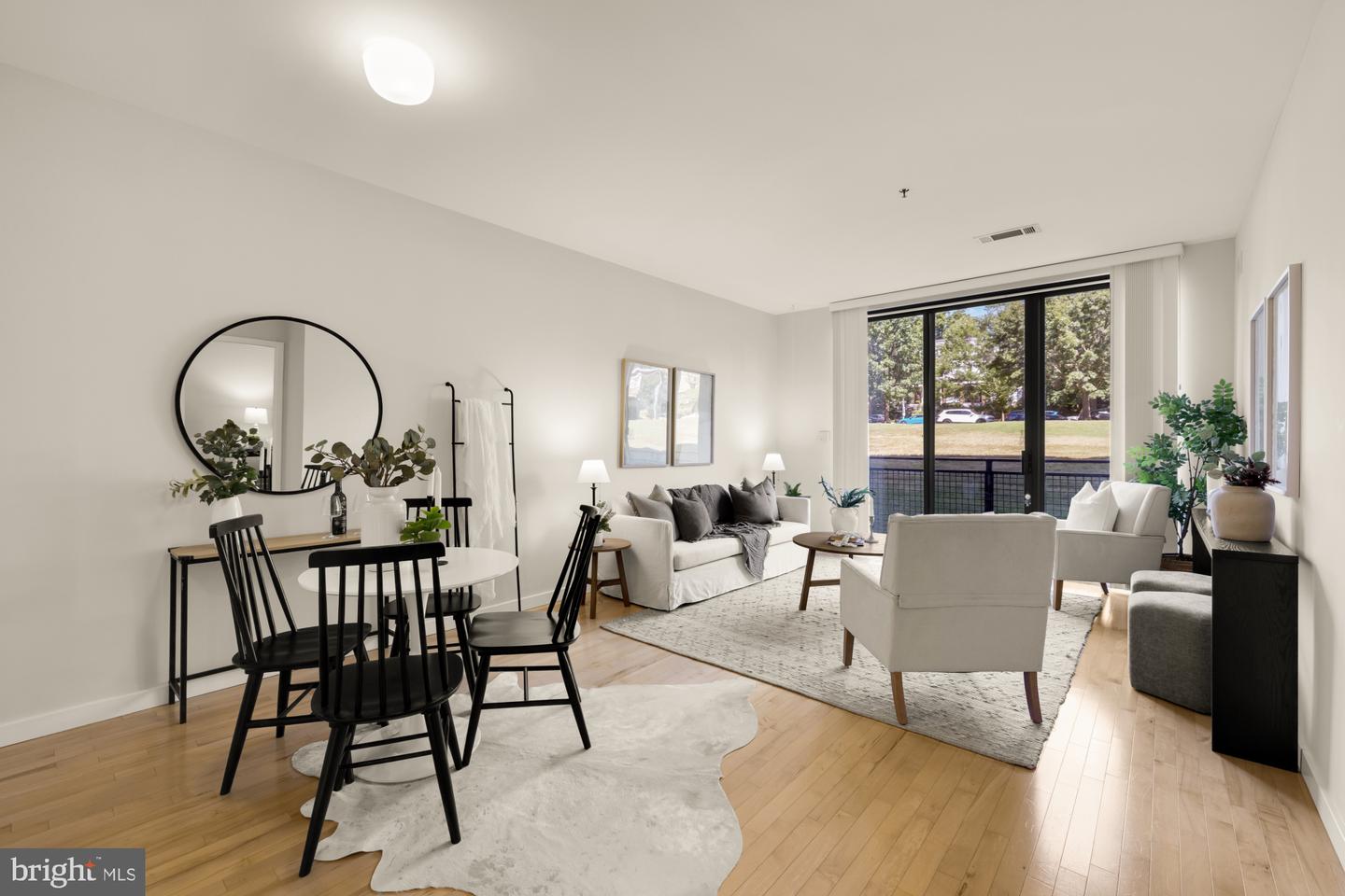 3883 CONNECTICUT AVE NW #111, WASHINGTON, District Of Columbia 20008, 1 Bedroom Bedrooms, ,1 BathroomBathrooms,Residential,For sale,3883 CONNECTICUT AVE NW #111,DCDC2221694 MLS # DCDC2221694 3883 CONNECTICUT AVE NW #111, WASHINGTON, District Of Columbia 20008, 1 Bedroom Bedrooms, ,1 BathroomBathrooms,Residential,For sale,3883 CONNECTICUT AVE NW #111,DCDC2221694 MLS # DCDC2221694