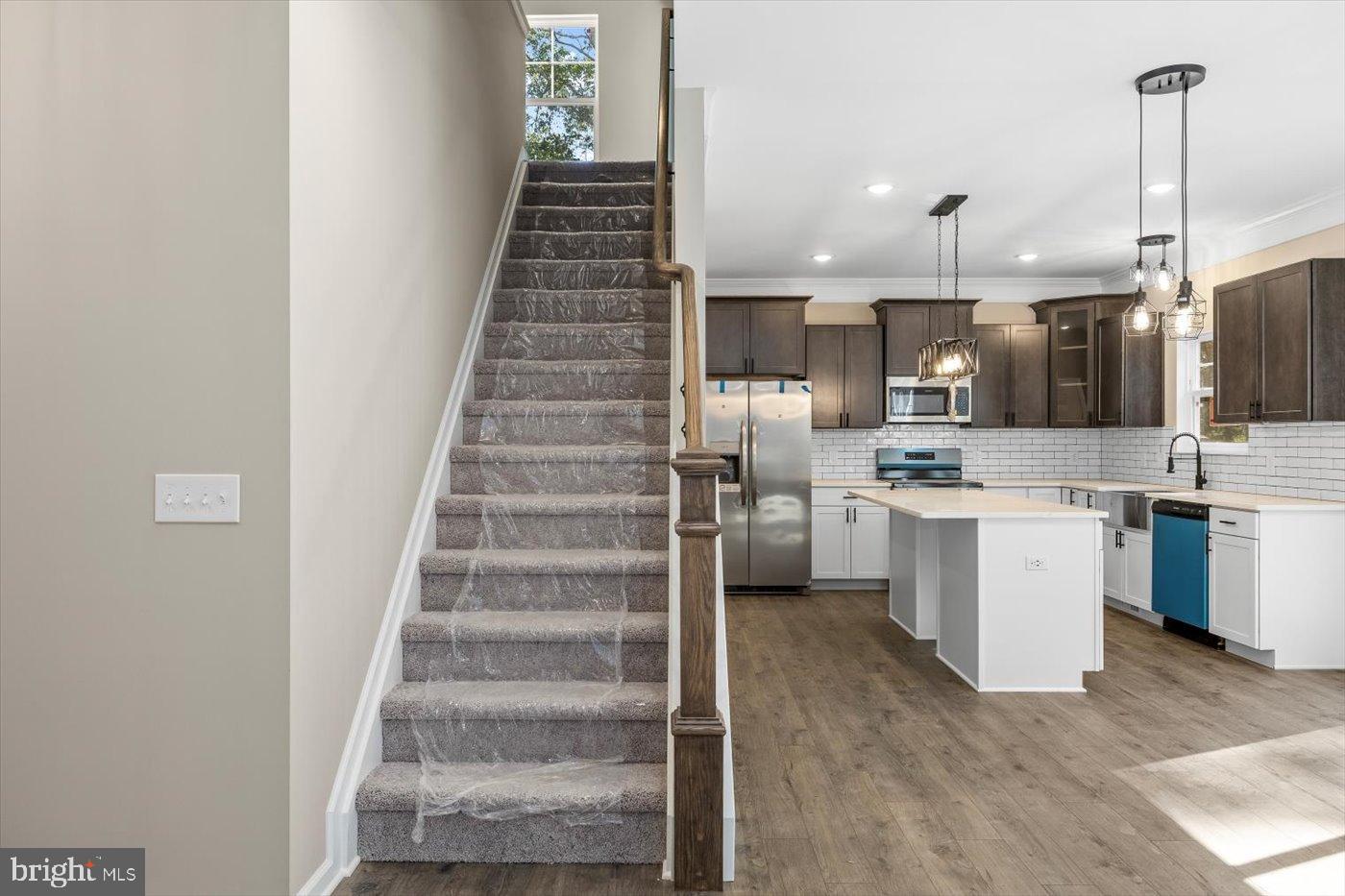 9019 SMITHS BEND RD, FREDERICKSBURG, Virginia 22407, 4 Bedrooms Bedrooms, 14 Rooms Rooms,2 BathroomsBathrooms,Residential,For sale,9019 SMITHS BEND RD,VASP2036182 MLS # VASP2036182