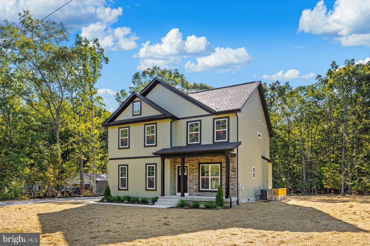 9019 SMITHS BEND RD, FREDERICKSBURG, Virginia 22407, 4 Bedrooms Bedrooms, 14 Rooms Rooms,2 BathroomsBathrooms,Residential,For sale,9019 SMITHS BEND RD,VASP2036182 MLS # VASP2036182