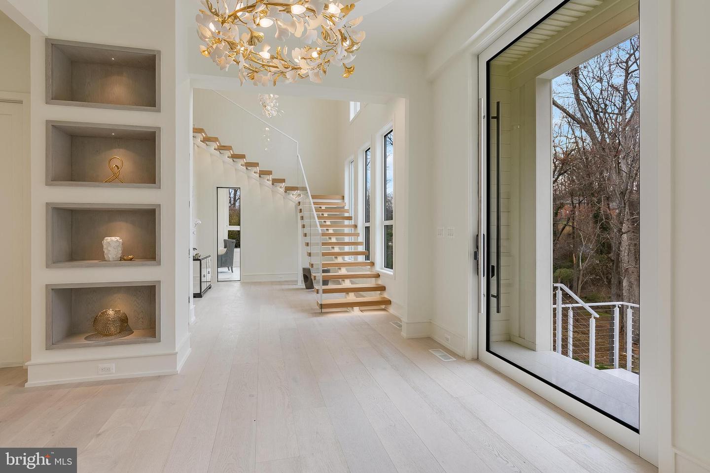 8757 BROOK ROAD, MCLEAN, Virginia 22102, 6 Bedrooms Bedrooms, ,6 BathroomsBathrooms,Residential,For sale,8757 BROOK ROAD,VAFX2266404 MLS # VAFX2266404