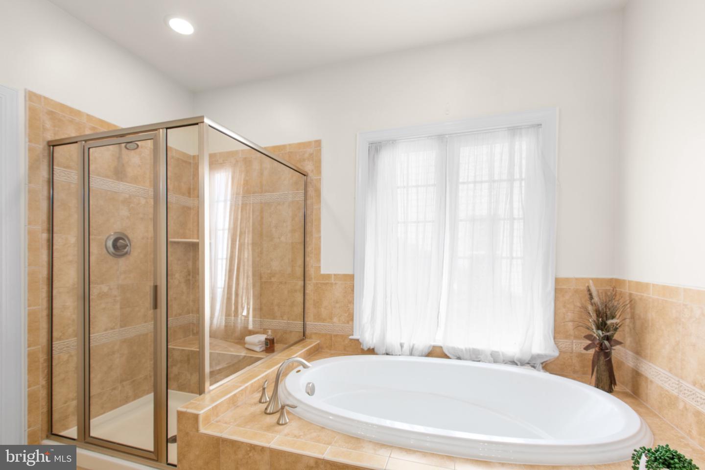 6303 W DRANESVILLE DR, FREDERICKSBURG, Virginia 22407, 3 Bedrooms Bedrooms, 17 Rooms Rooms,3 BathroomsBathrooms,Residential,For sale,6303 W DRANESVILLE DR,VASP2036184 MLS # VASP2036184