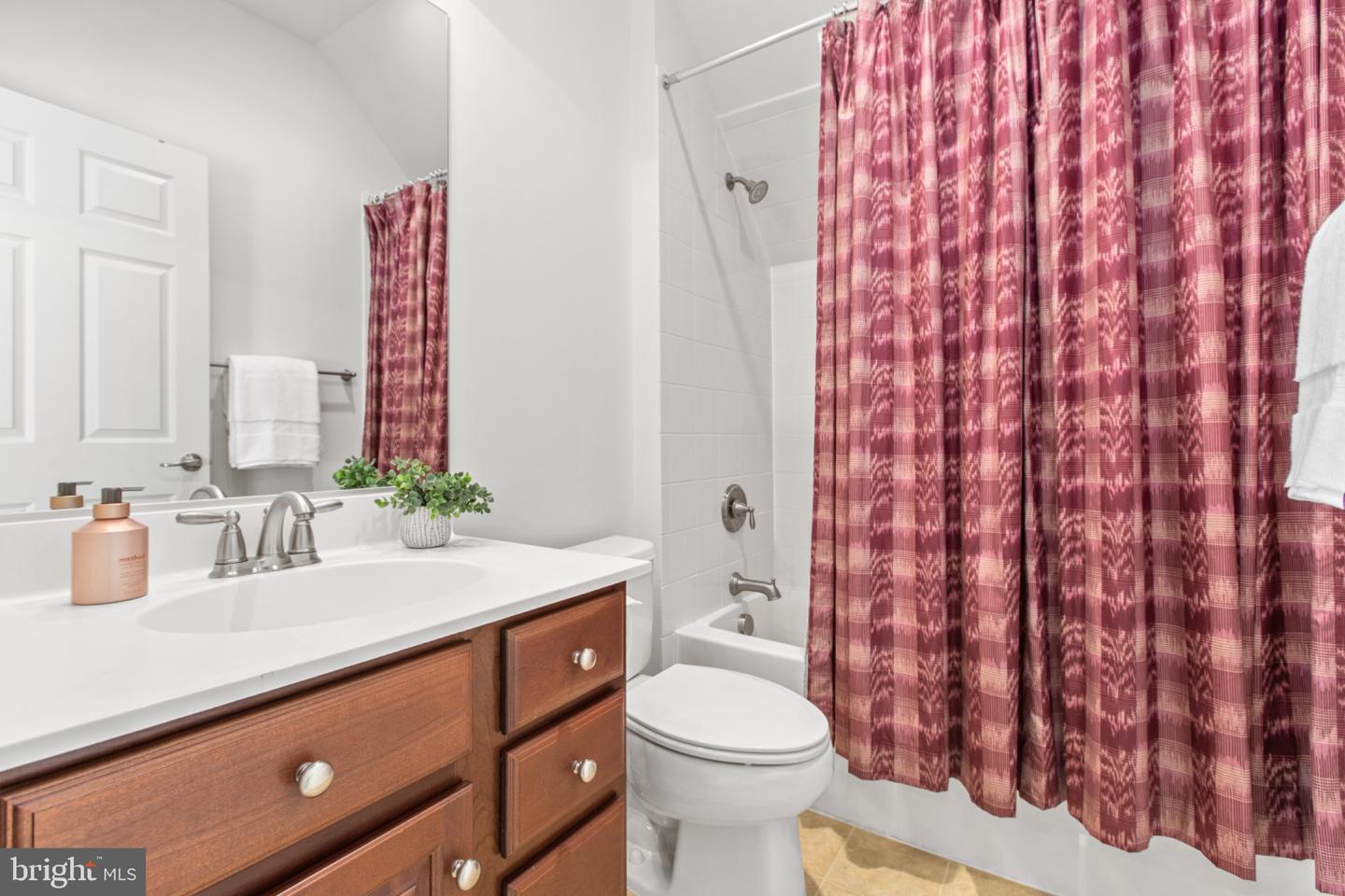 6303 W DRANESVILLE DR, FREDERICKSBURG, Virginia 22407, 3 Bedrooms Bedrooms, 17 Rooms Rooms,3 BathroomsBathrooms,Residential,For sale,6303 W DRANESVILLE DR,VASP2036184 MLS # VASP2036184