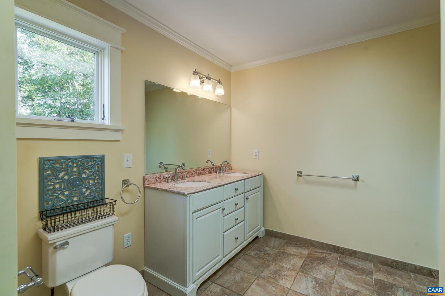 140 LYNX FARM LN, CHARLOTTESVILLE, Virginia 22903, 4 Bedrooms Bedrooms, ,4 BathroomsBathrooms,Residential,For sale,140 LYNX FARM LN,668858 MLS # 668858