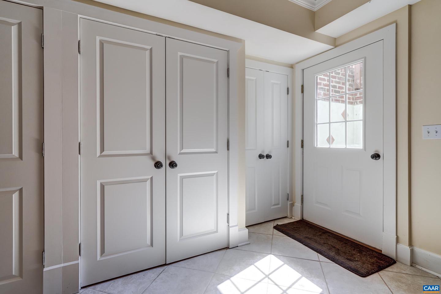 140 LYNX FARM LN, CHARLOTTESVILLE, Virginia 22903, 4 Bedrooms Bedrooms, ,4 BathroomsBathrooms,Residential,For sale,140 LYNX FARM LN,668858 MLS # 668858