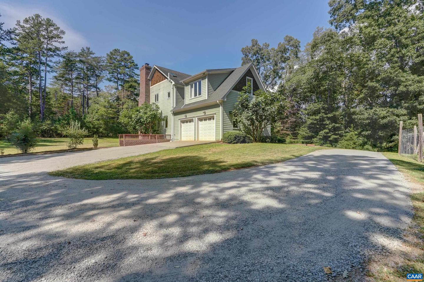 140 LYNX FARM LN, CHARLOTTESVILLE, Virginia 22903, 4 Bedrooms Bedrooms, ,4 BathroomsBathrooms,Residential,For sale,140 LYNX FARM LN,668858 MLS # 668858