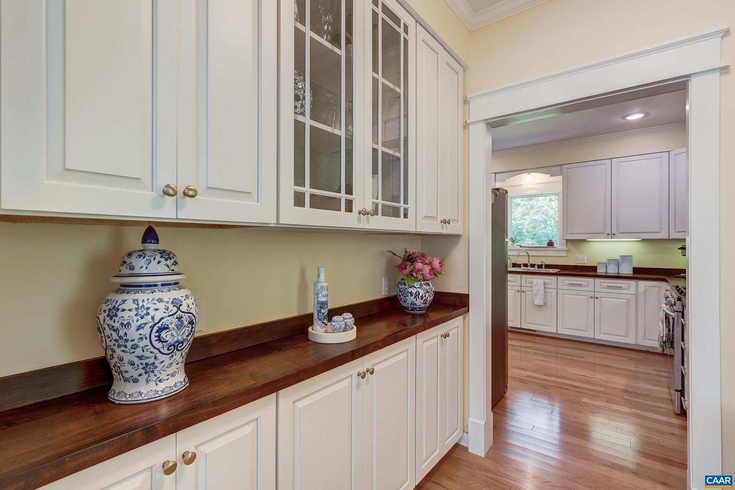 140 LYNX FARM LN, CHARLOTTESVILLE, Virginia 22903, 4 Bedrooms Bedrooms, ,4 BathroomsBathrooms,Residential,For sale,140 LYNX FARM LN,668858 MLS # 668858