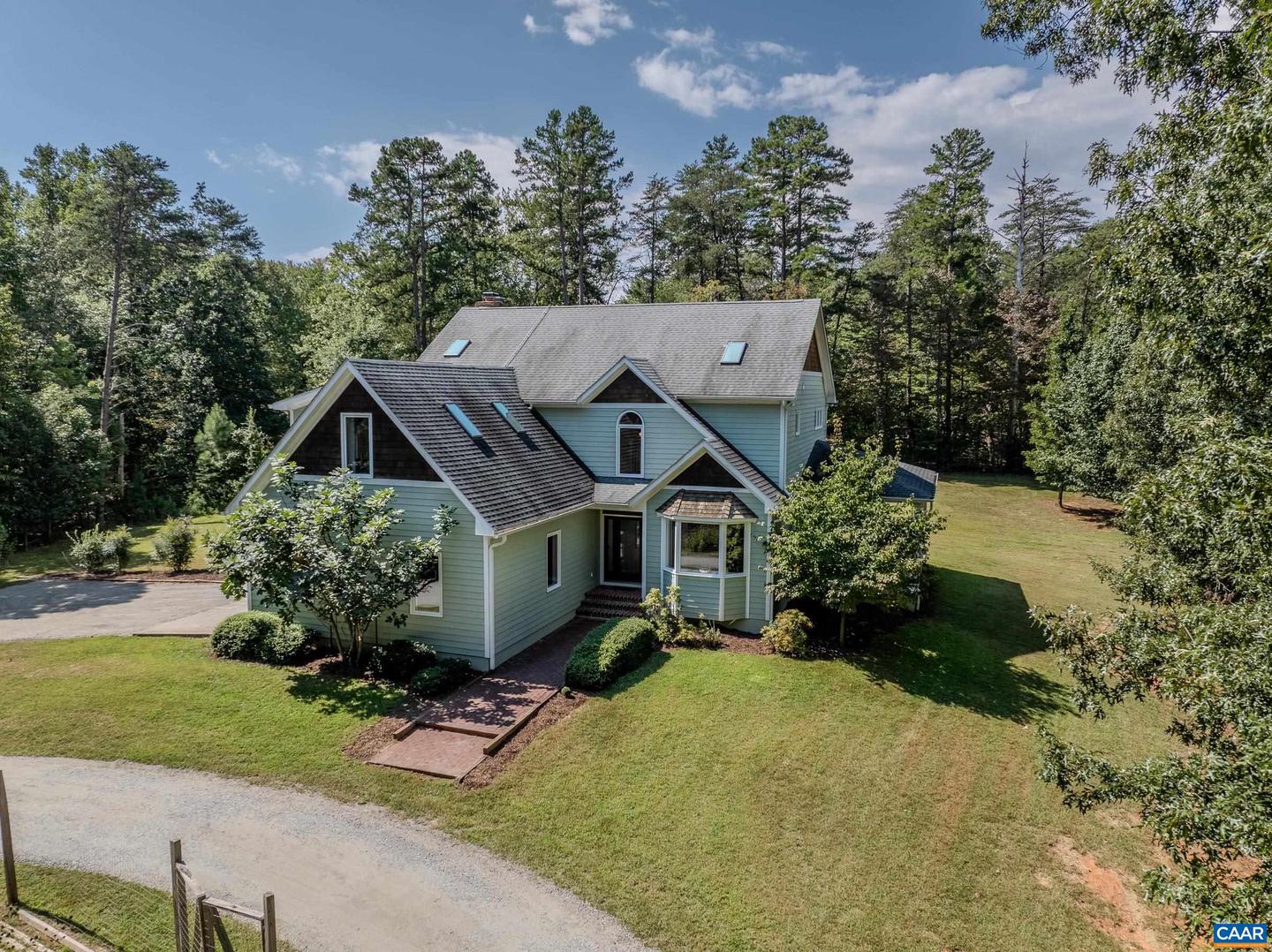 140 LYNX FARM LN, CHARLOTTESVILLE, Virginia 22903, 4 Bedrooms Bedrooms, ,4 BathroomsBathrooms,Residential,For sale,140 LYNX FARM LN,668858 MLS # 668858