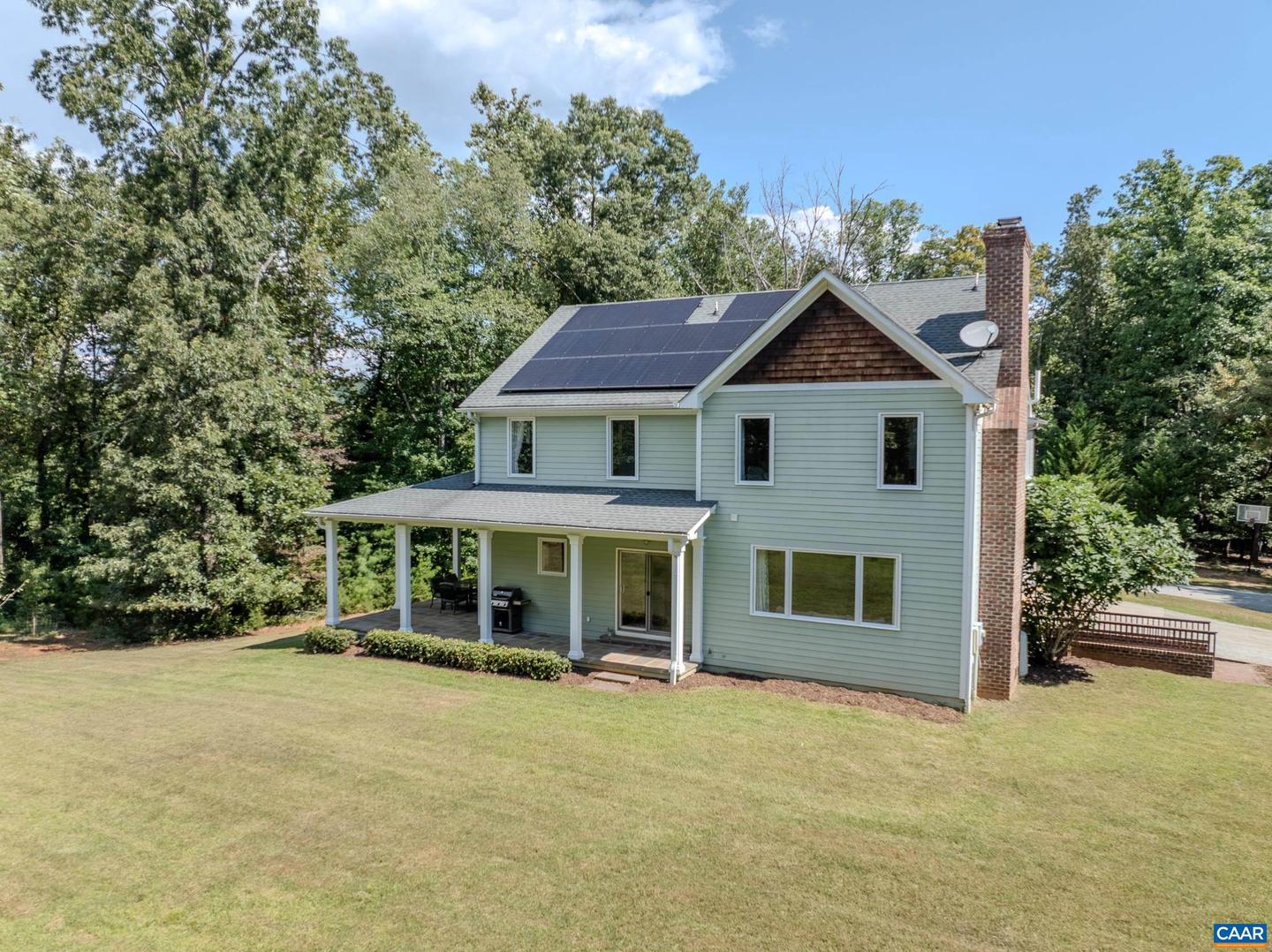 140 LYNX FARM LN, CHARLOTTESVILLE, Virginia 22903, 4 Bedrooms Bedrooms, ,4 BathroomsBathrooms,Residential,For sale,140 LYNX FARM LN,668858 MLS # 668858