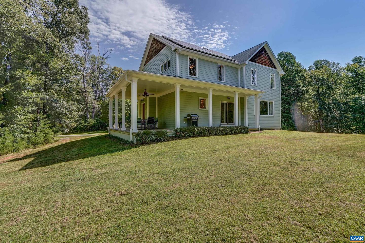 140 LYNX FARM LN, CHARLOTTESVILLE, Virginia 22903, 4 Bedrooms Bedrooms, ,4 BathroomsBathrooms,Residential,For sale,140 LYNX FARM LN,668858 MLS # 668858