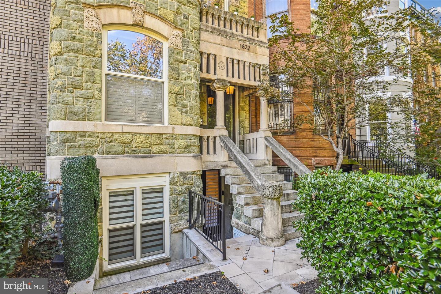 1832 16TH ST NW #1, WASHINGTON, District Of Columbia 20009, 2 Bedrooms Bedrooms, 4 Rooms Rooms,2 BathroomsBathrooms,Residential,For sale,1832 16TH ST NW #1,DCDC2221922 MLS # DCDC2221922