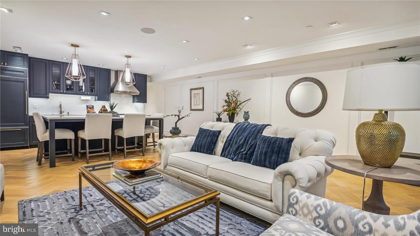 1832 16TH ST NW #1, WASHINGTON, District Of Columbia 20009, 2 Bedrooms Bedrooms, 4 Rooms Rooms,2 BathroomsBathrooms,Residential,For sale,1832 16TH ST NW #1,DCDC2221922 MLS # DCDC2221922