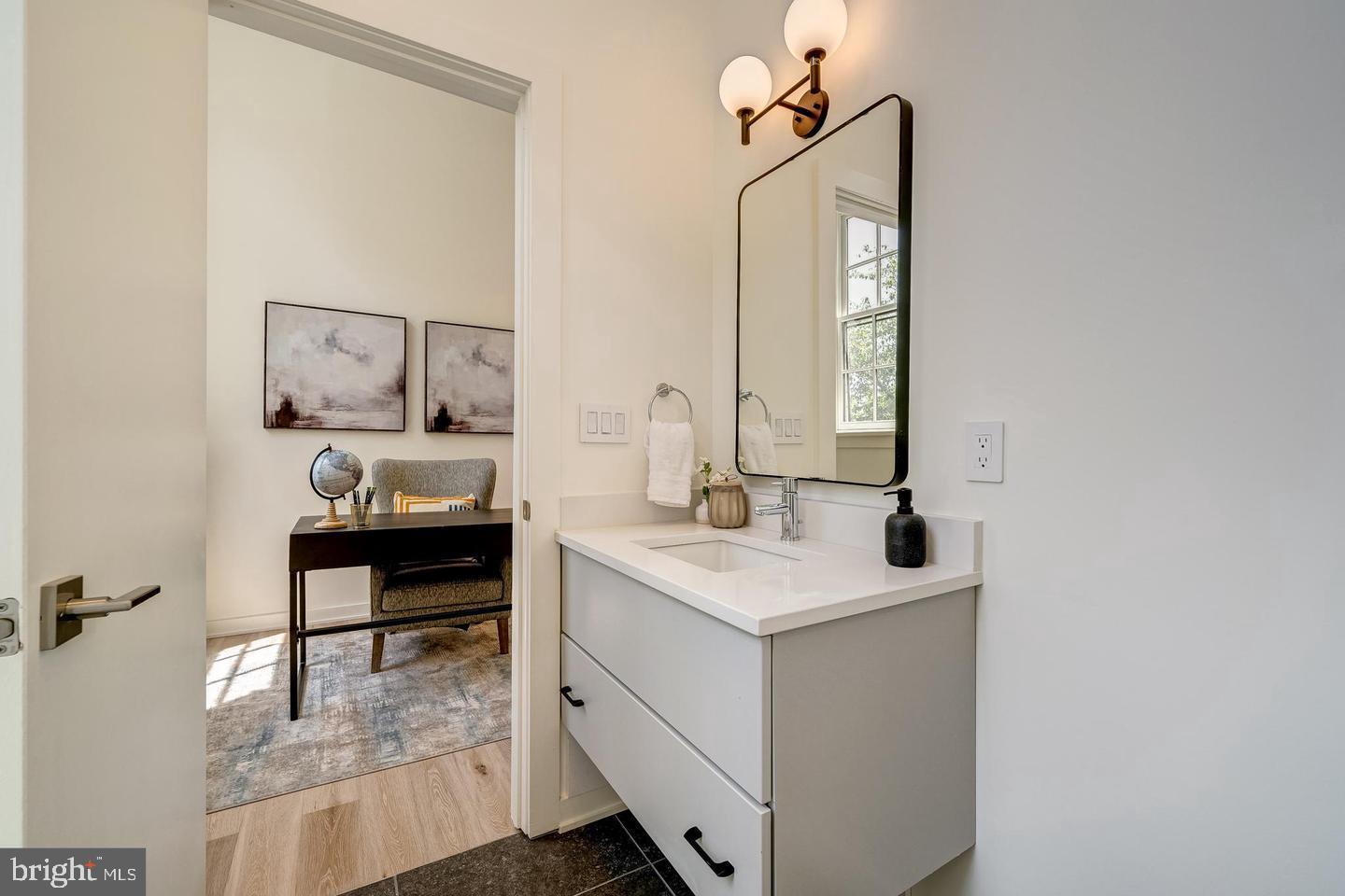 440 R ST NW #203, WASHINGTON, District Of Columbia 20001, 2 Bedrooms Bedrooms, ,2 BathroomsBathrooms,Residential,For sale,440 R ST NW #203,DCDC2221930 MLS # DCDC2221930