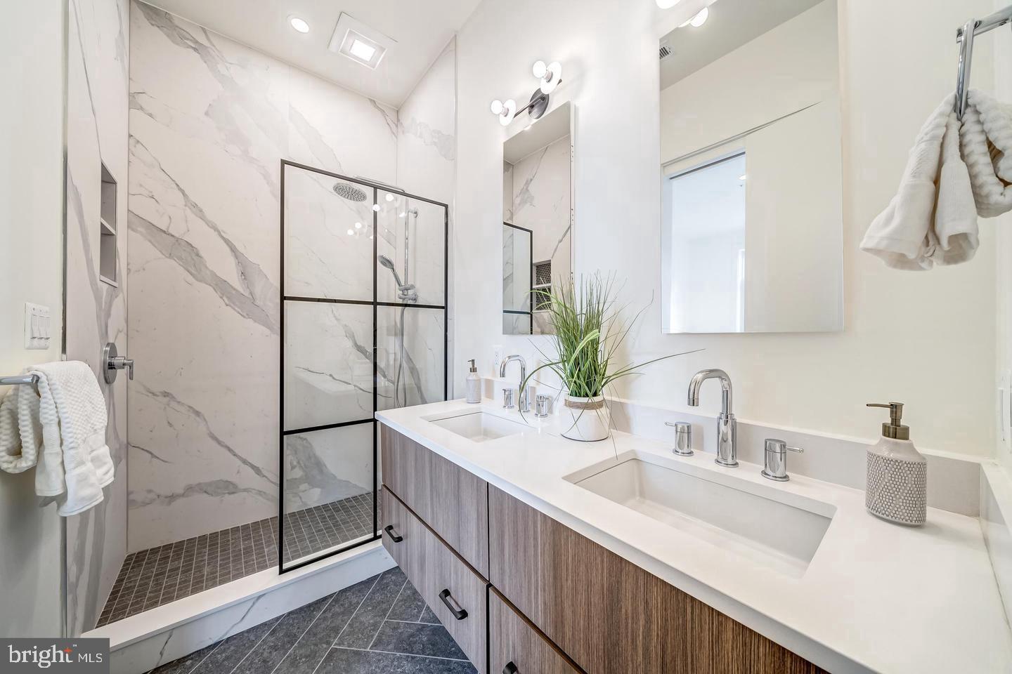 442.5 R ST NW #B, WASHINGTON, District Of Columbia 20001, 3 Bedrooms Bedrooms, ,3 BathroomsBathrooms,Residential,For sale,442.5 R ST NW #B,DCDC2221980 MLS # DCDC2221980 442.5 R ST NW #B, WASHINGTON, District Of Columbia 20001, 3 Bedrooms Bedrooms, ,3 BathroomsBathrooms,Residential,For sale,442.5 R ST NW #B,DCDC2221980 MLS # DCDC2221980