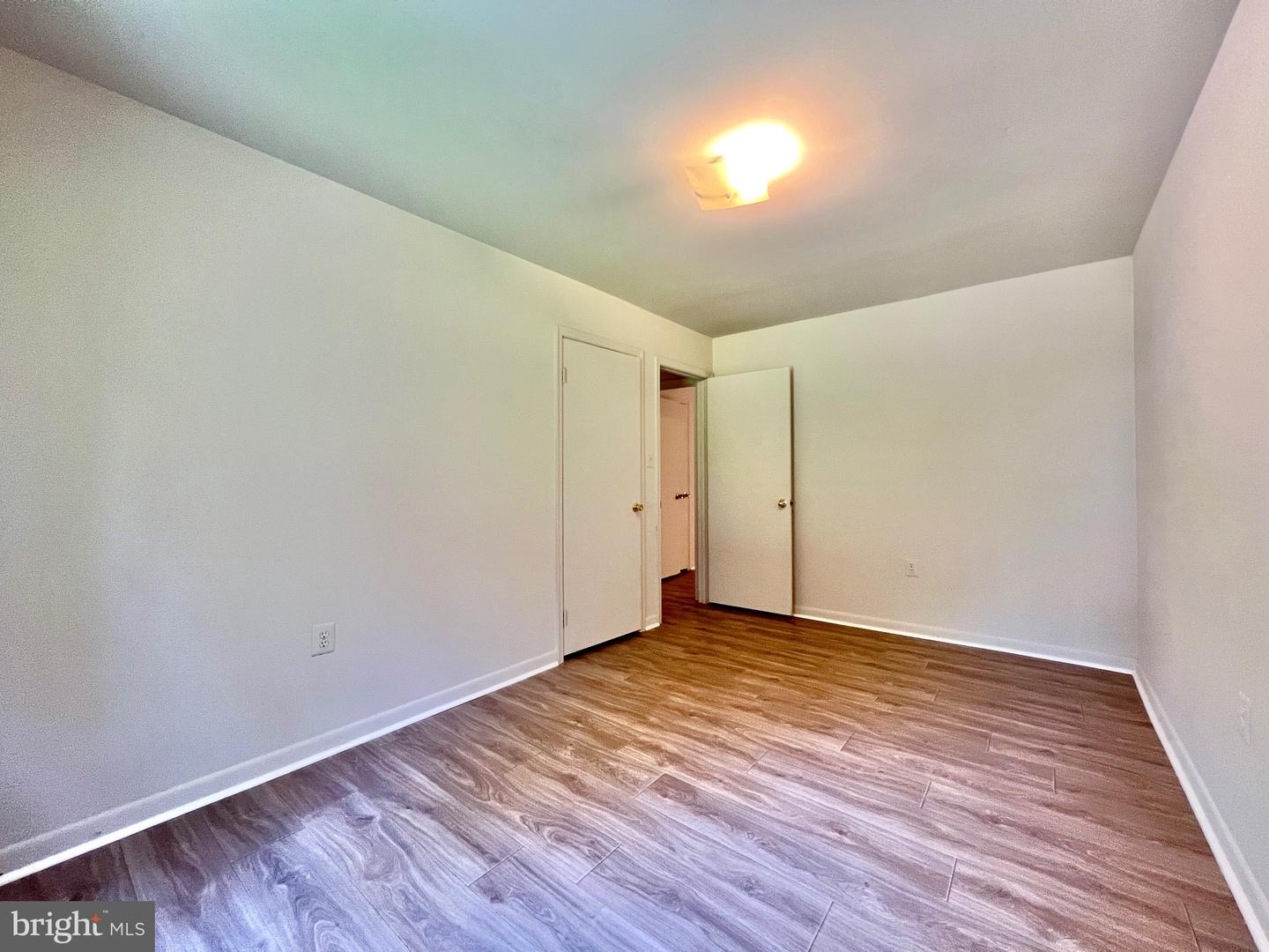 7819 LAKE DR, MANASSAS, Virginia 20111, 3 Bedrooms Bedrooms, 5 Rooms Rooms,2 BathroomsBathrooms,Residential,For sale,7819 LAKE DR,VAPW2103876 MLS # VAPW2103876