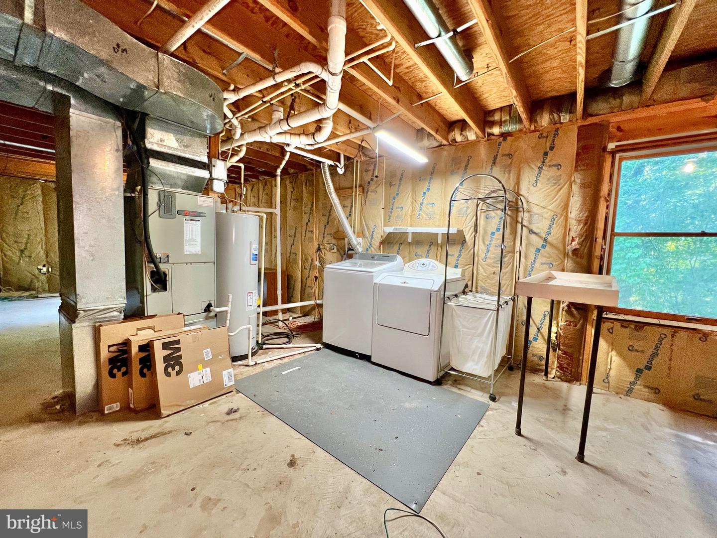 7819 LAKE DR, MANASSAS, Virginia 20111, 3 Bedrooms Bedrooms, 5 Rooms Rooms,2 BathroomsBathrooms,Residential,For sale,7819 LAKE DR,VAPW2103876 MLS # VAPW2103876
