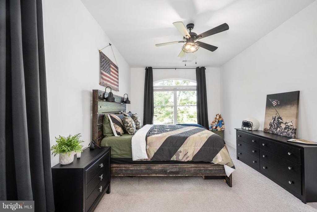 11302 RADCLIFF TER, SPOTSYLVANIA, Virginia 22551, 5 Bedrooms Bedrooms, ,4 BathroomsBathrooms,Residential,11302 RADCLIFF TER,VASP2033994 MLS # VASP2033994